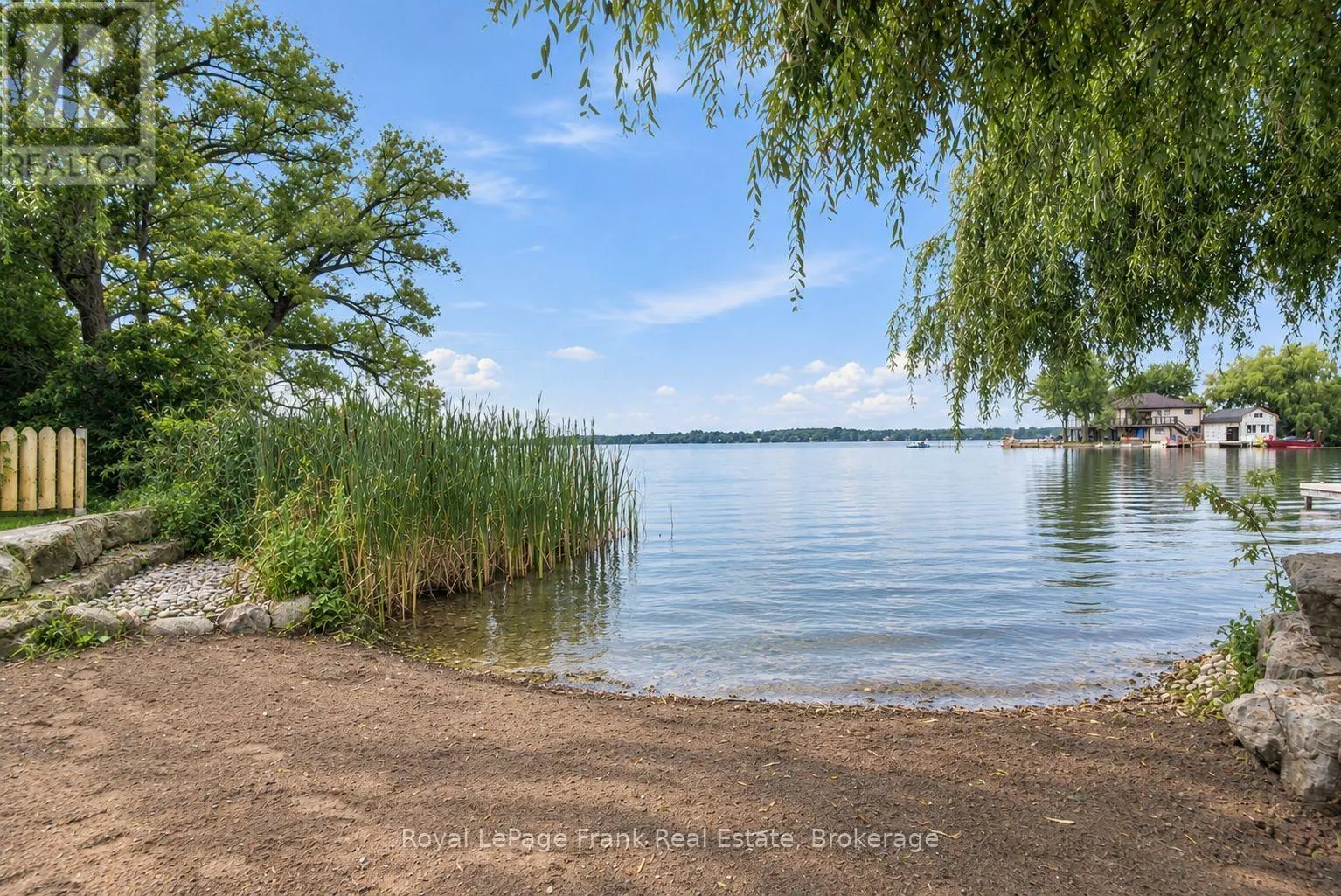 526 VIEW LAKE ROAD