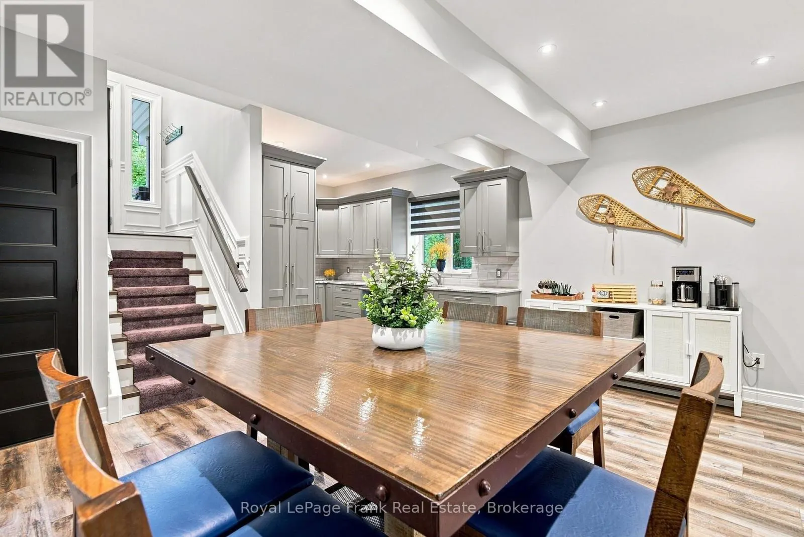 526 VIEW LAKE ROAD