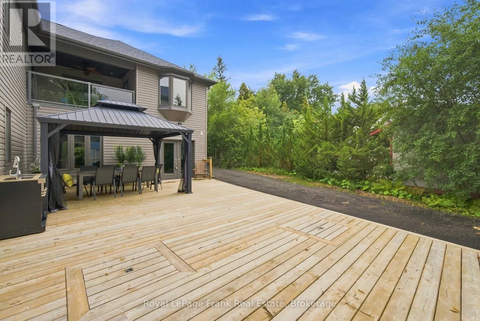 526 VIEW LAKE ROAD