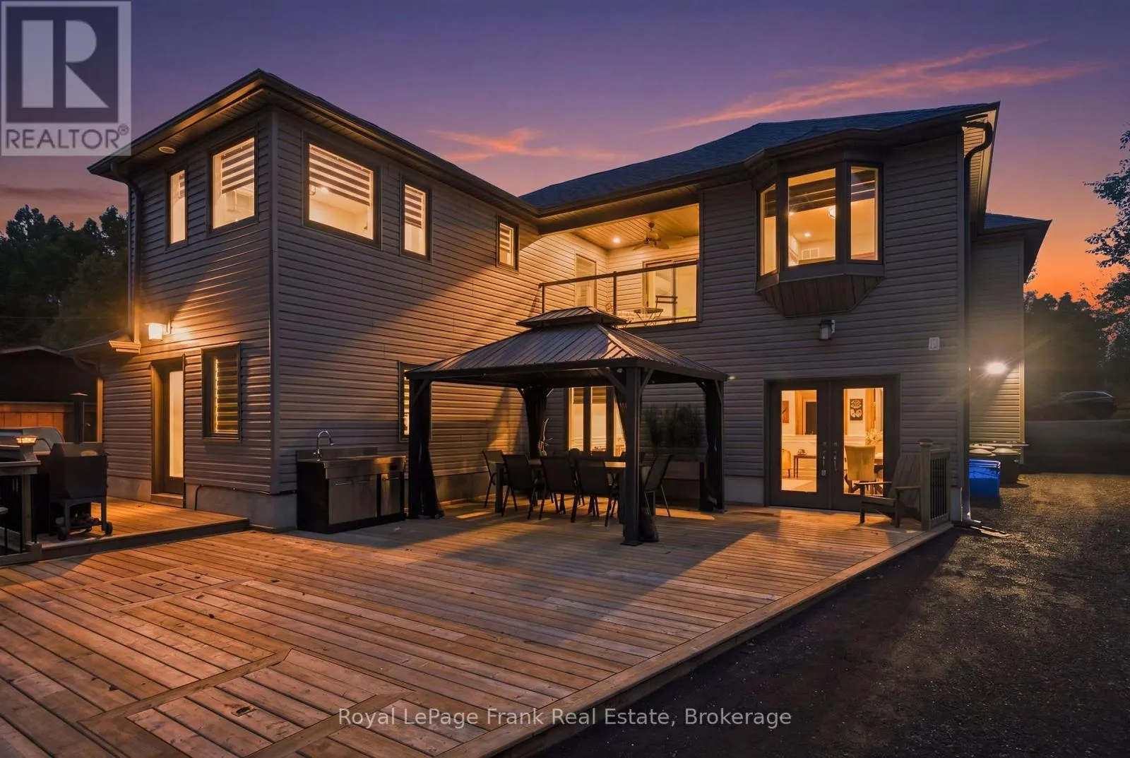 526 VIEW LAKE ROAD