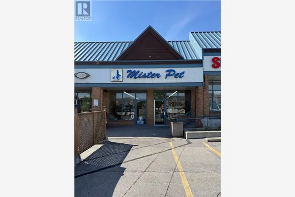 9 - 105 BAYLY STREET W