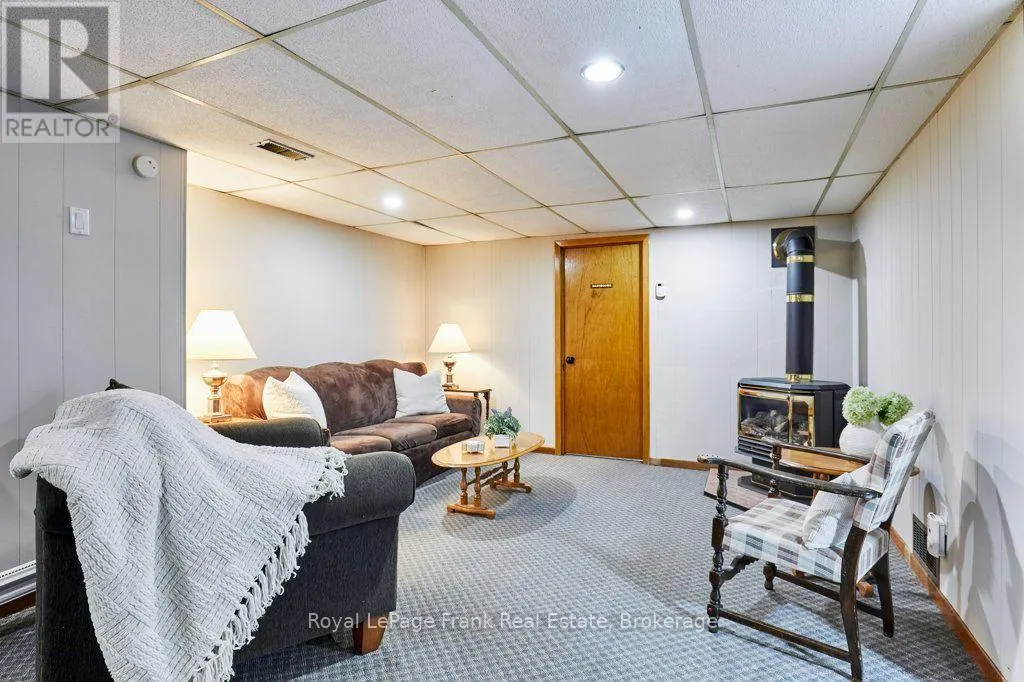 15111 SIMCOE STREET