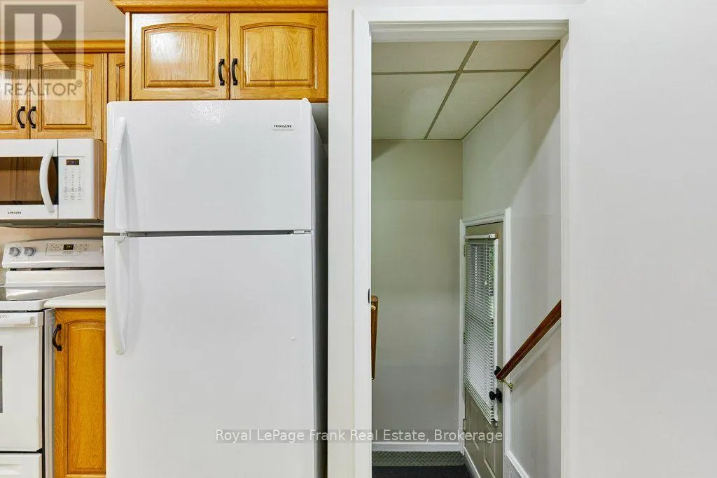 15111 SIMCOE STREET