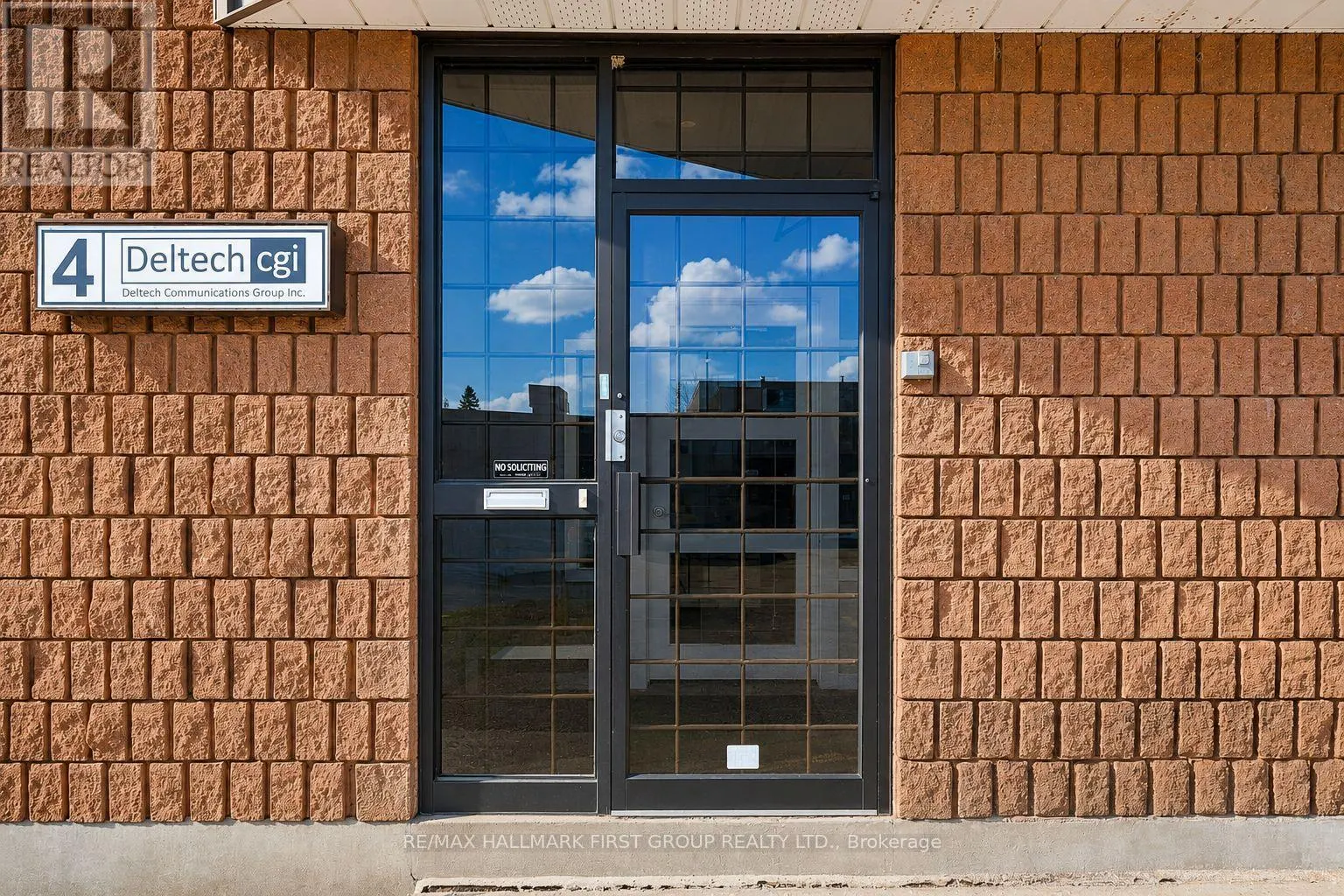 #4 - 1730 MCPHERSON COURT