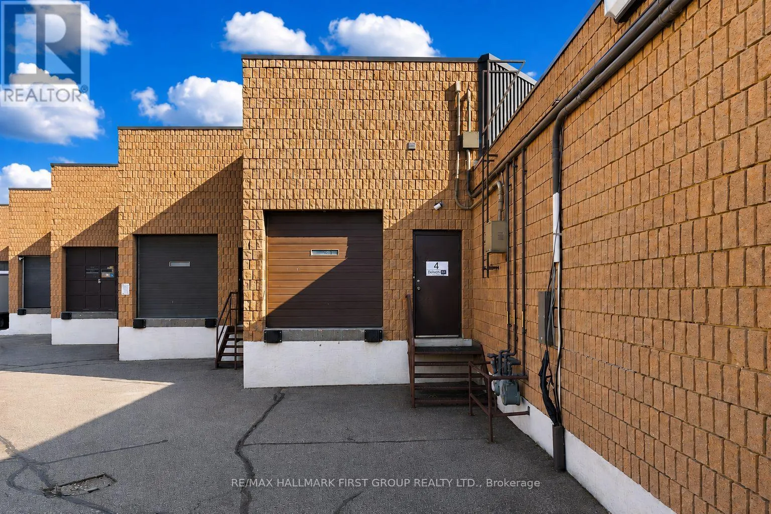 #4 - 1730 MCPHERSON COURT