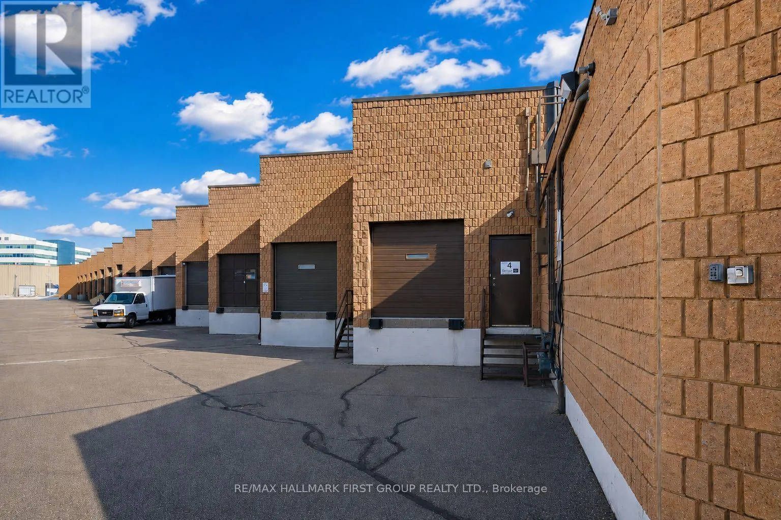 #4 - 1730 MCPHERSON COURT