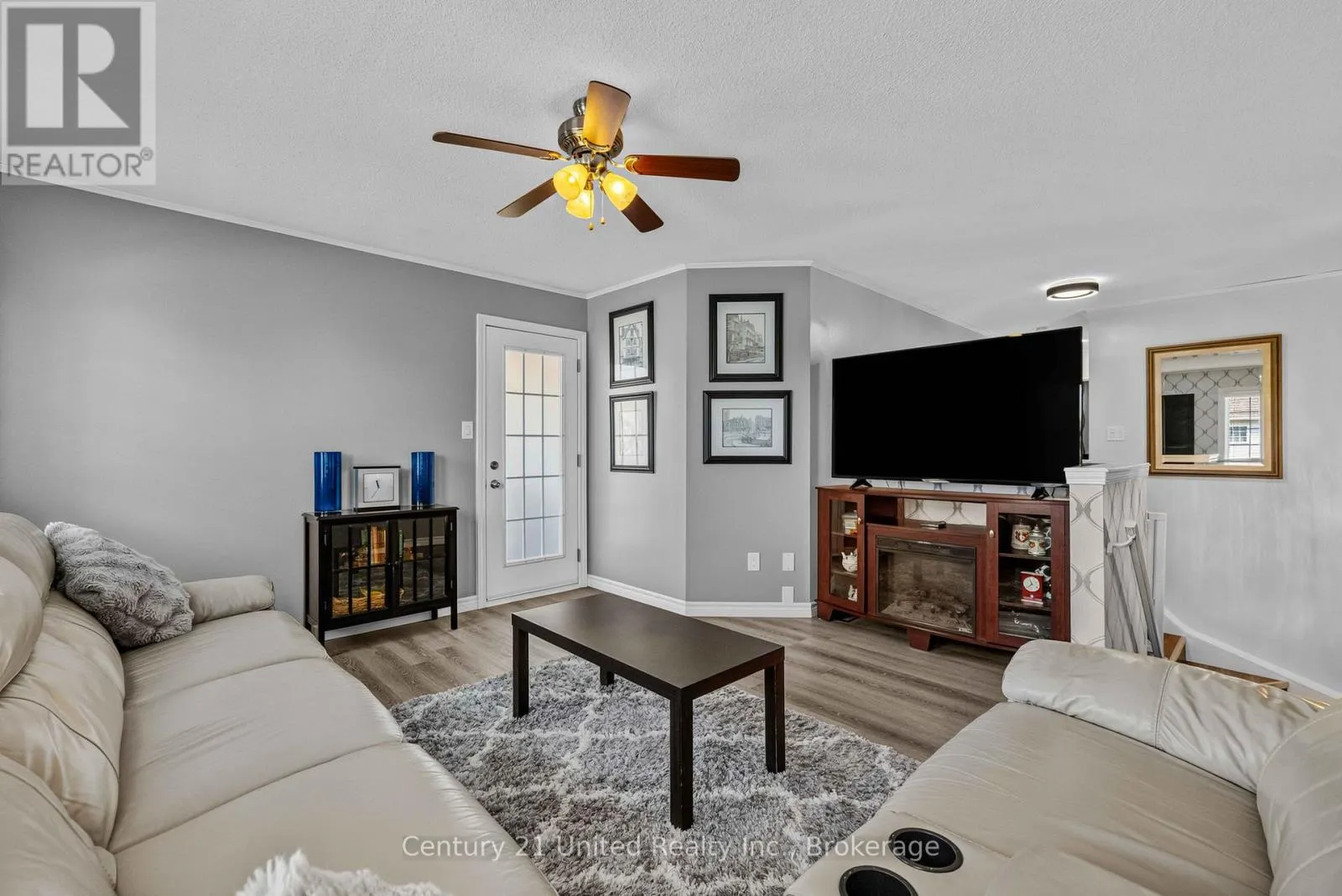 49 WATERVIEW LANE