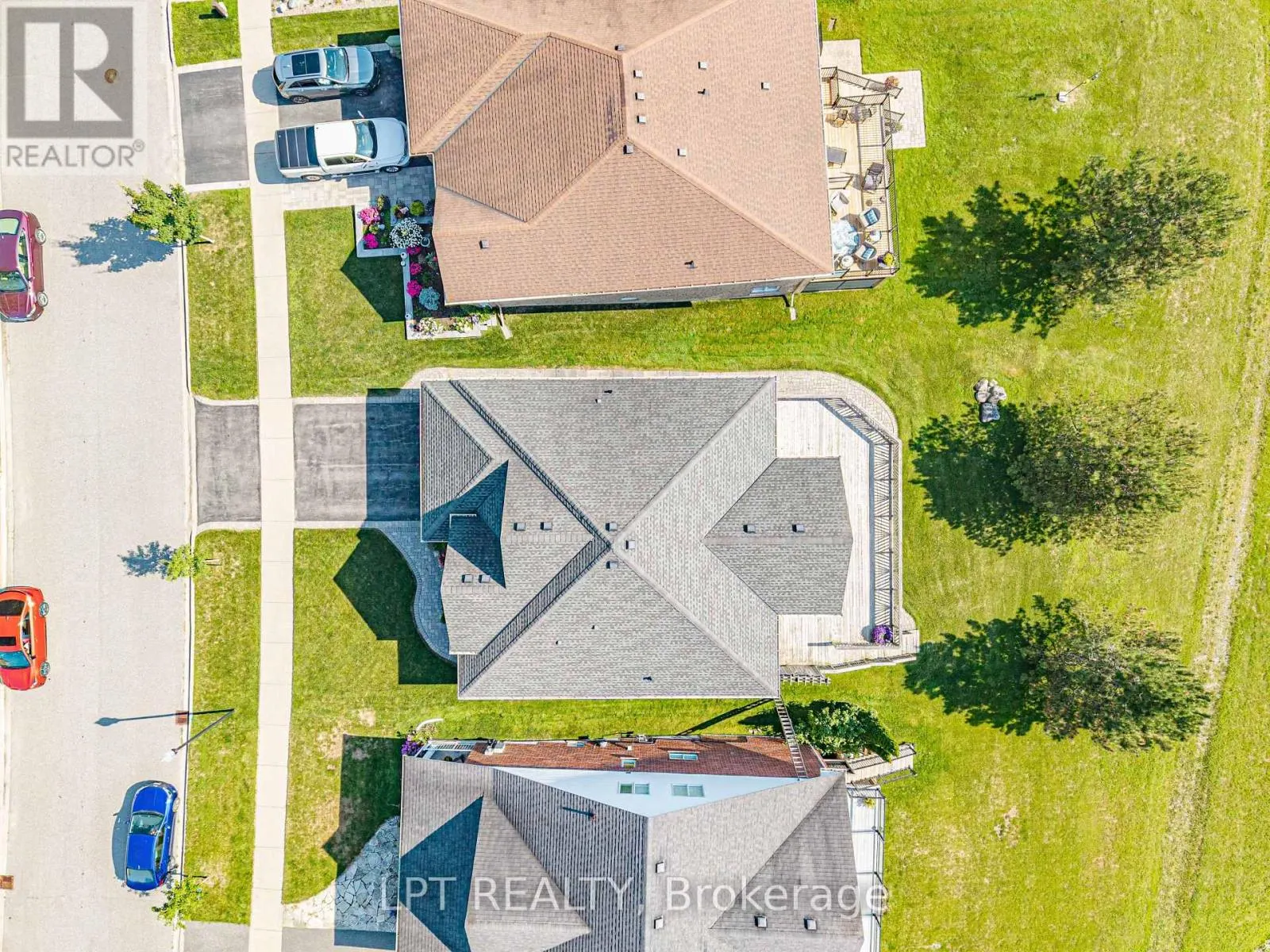 219 WATERBURY CRESCENT