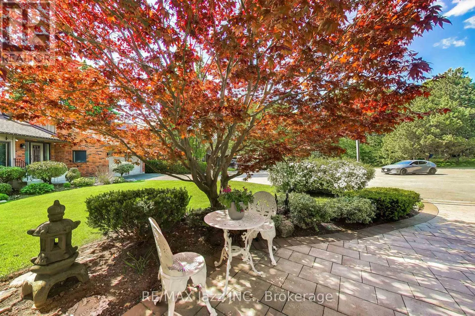 45 WINDSOR VALLEY PLACE