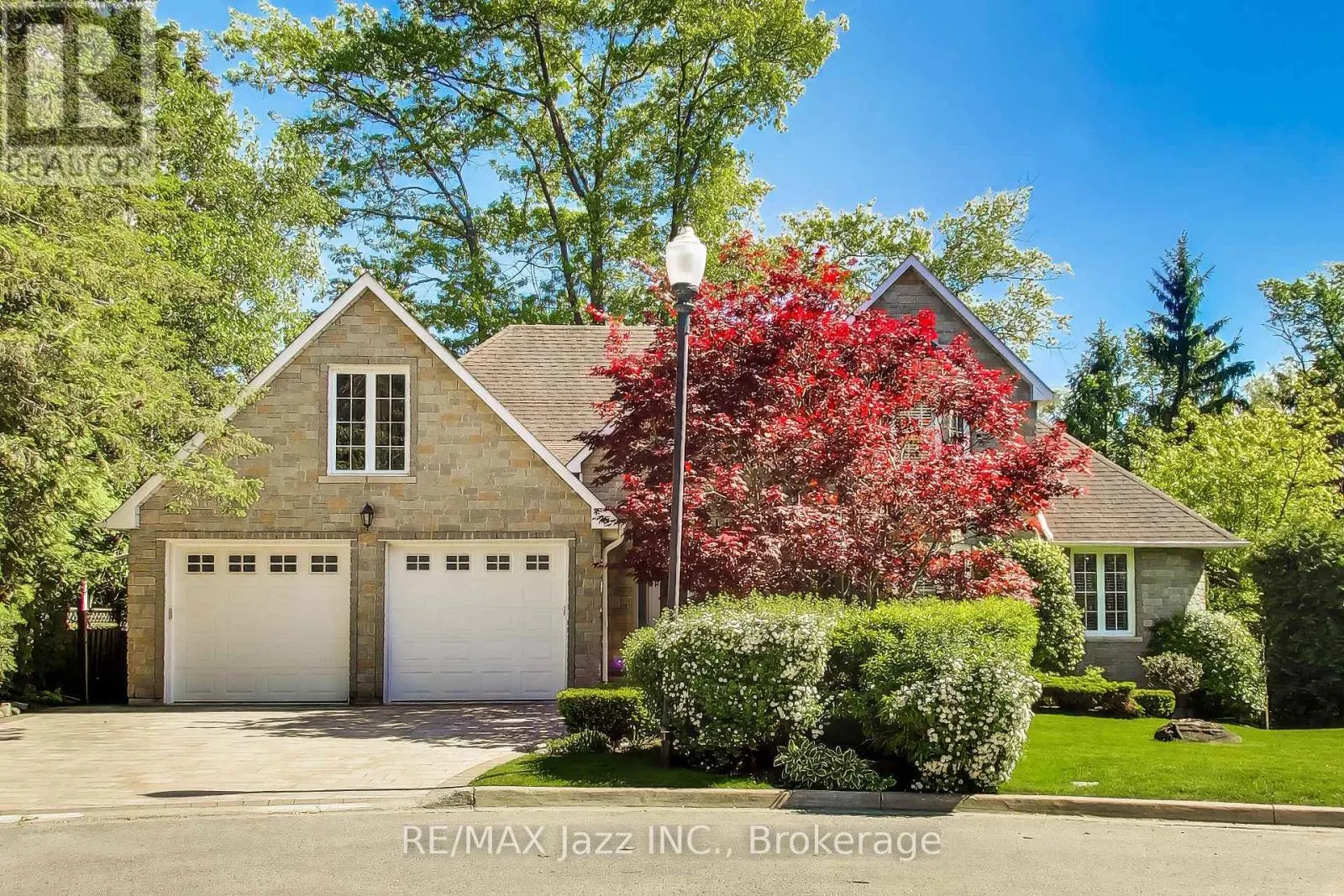 45 WINDSOR VALLEY PLACE