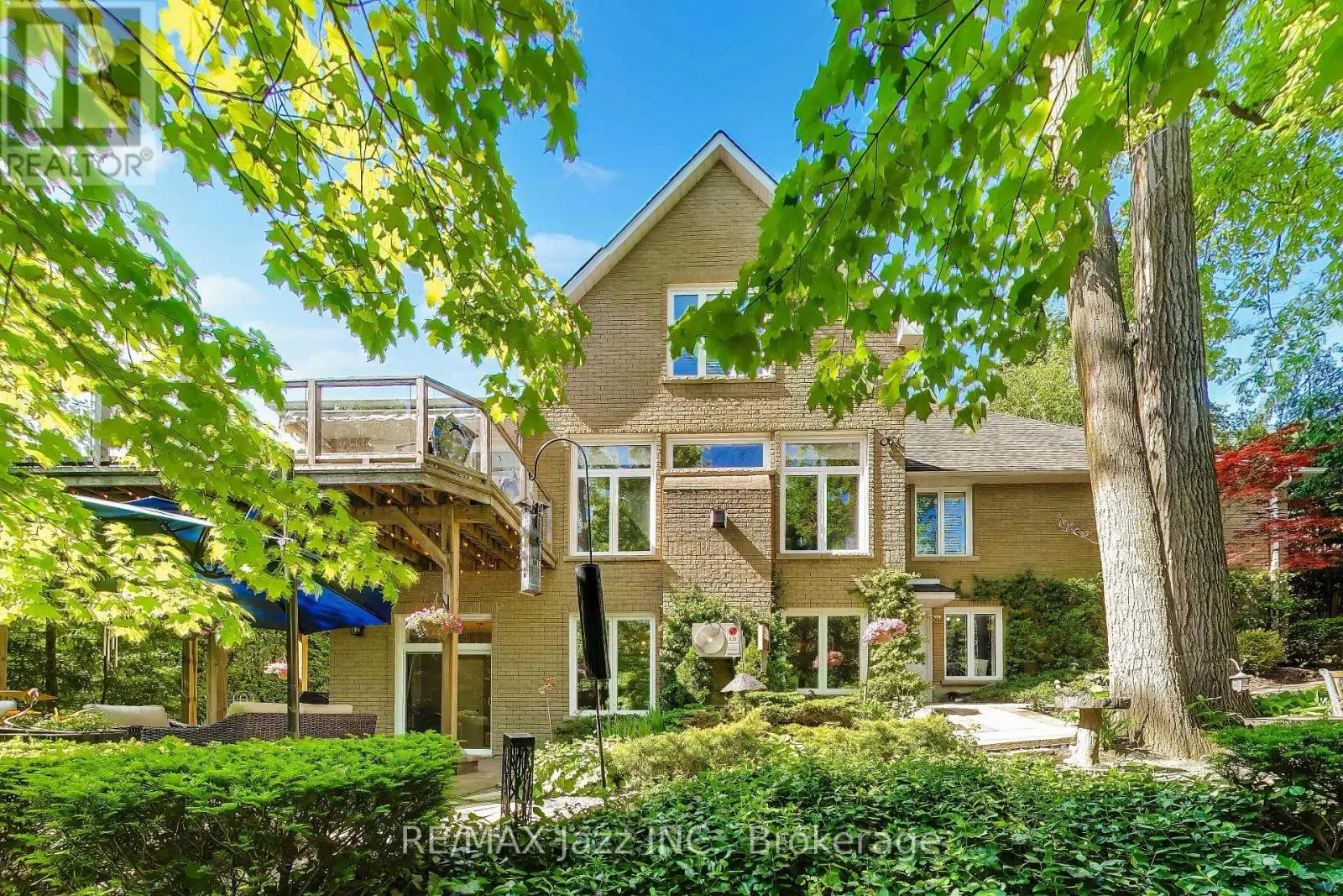 45 WINDSOR VALLEY PLACE