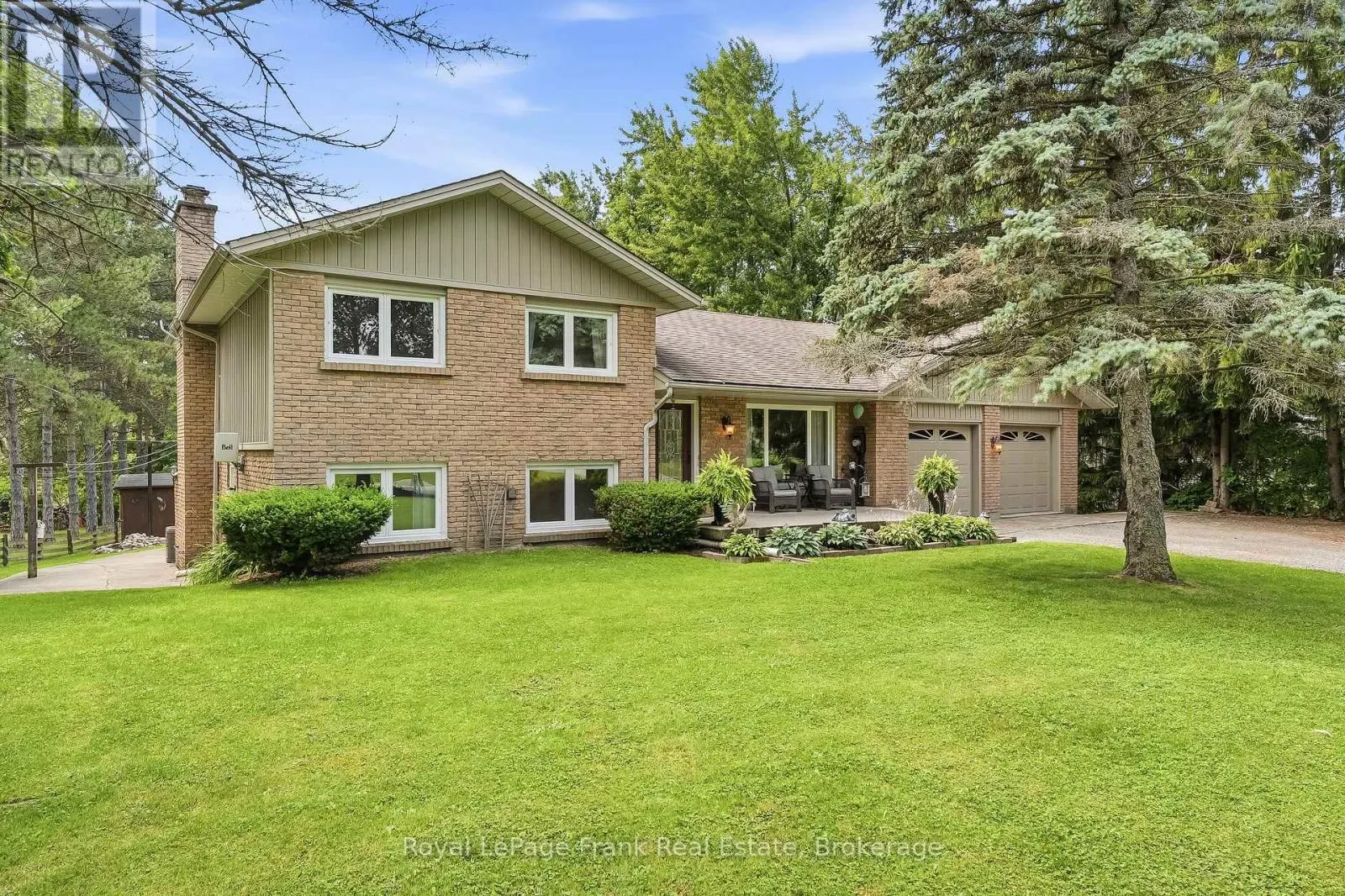 32 JACOBSEN BOULEVARD