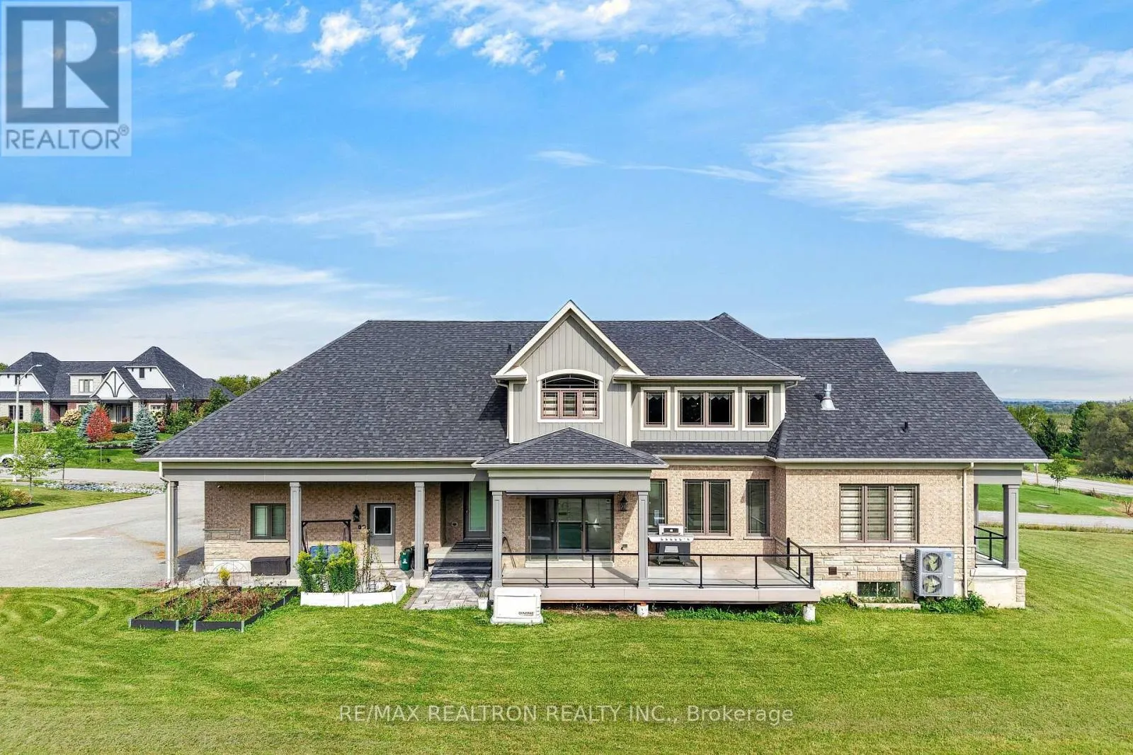 57 LIONEL BYAM DRIVE