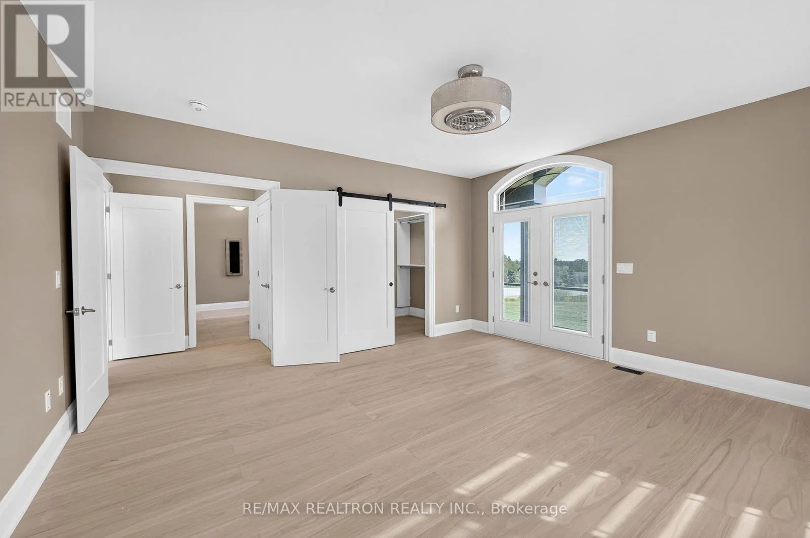 57 LIONEL BYAM DRIVE
