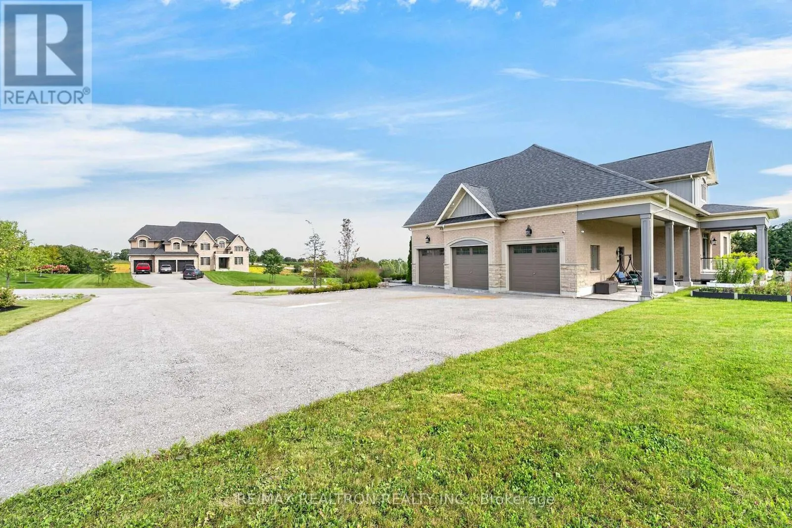 57 LIONEL BYAM DRIVE