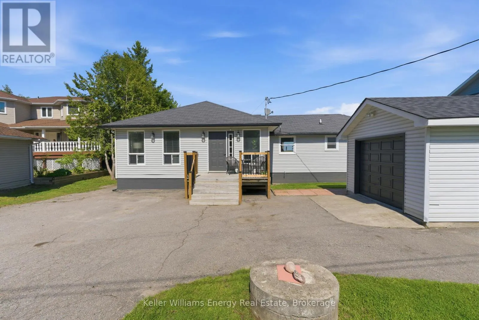 67 EDGEWOOD CRESCENT