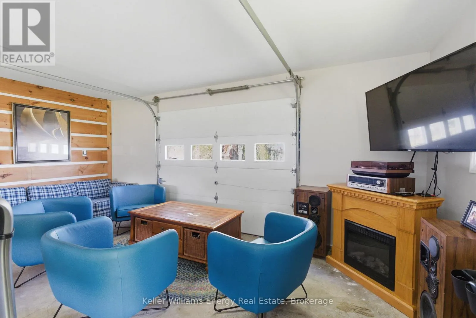 67 EDGEWOOD CRESCENT