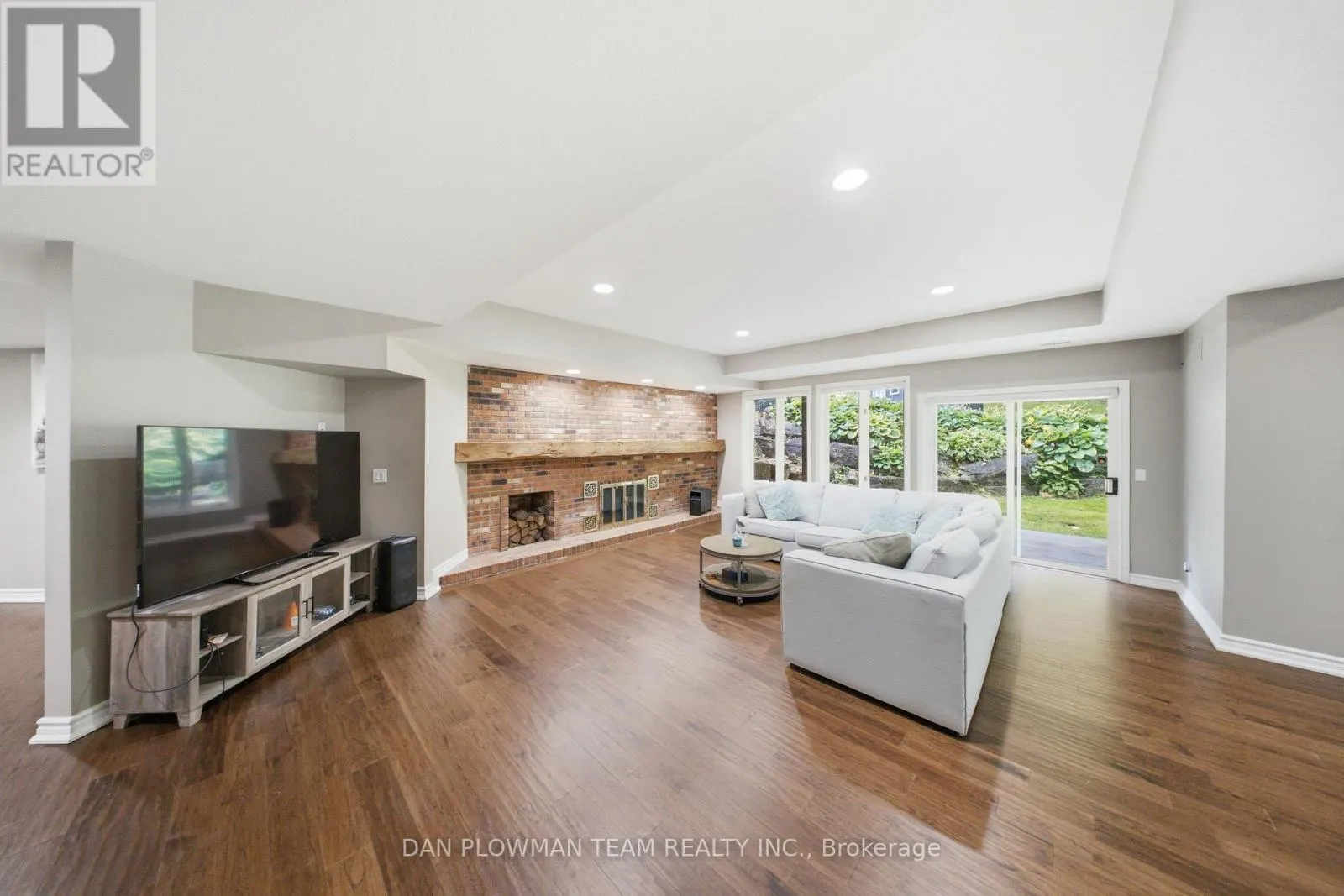 64 WOODBRIDGE CIRCLE