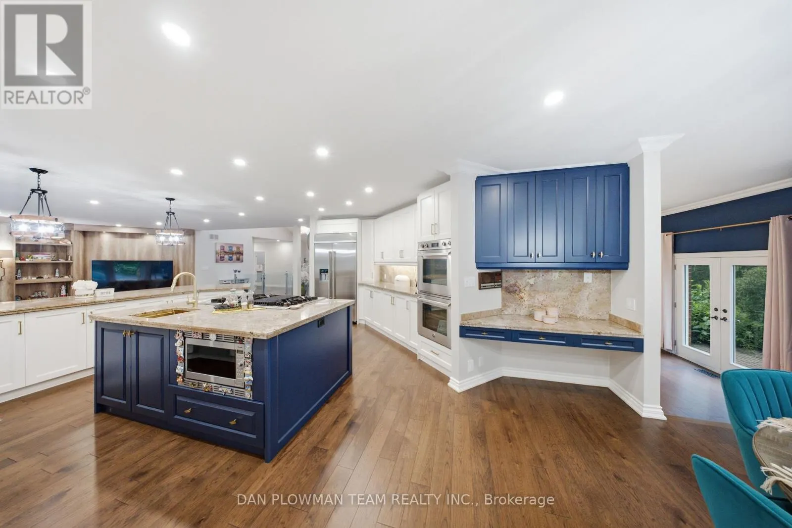 64 WOODBRIDGE CIRCLE