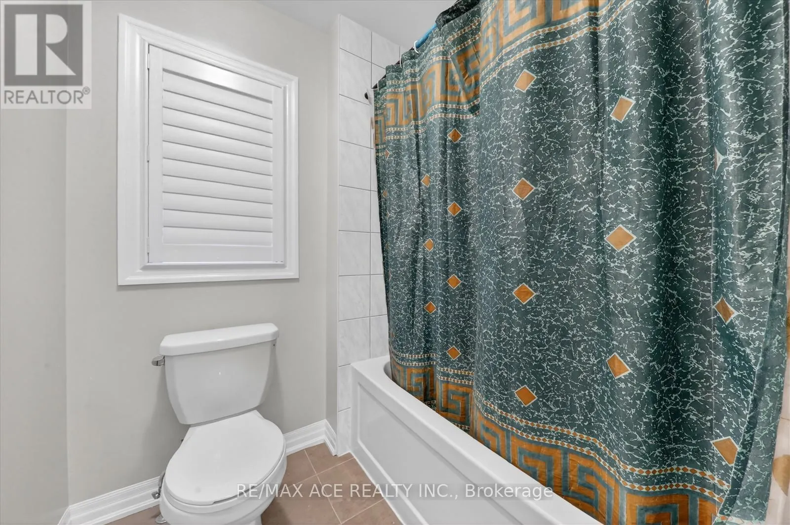 218 FLOOD AVENUE