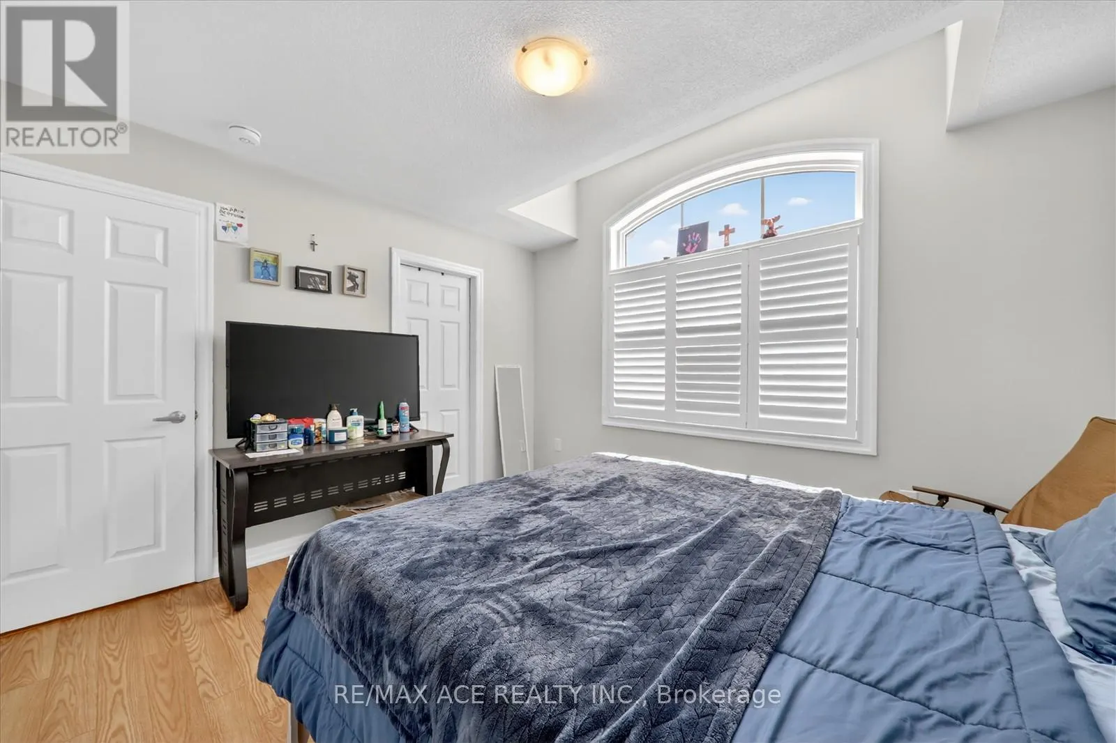 218 FLOOD AVENUE