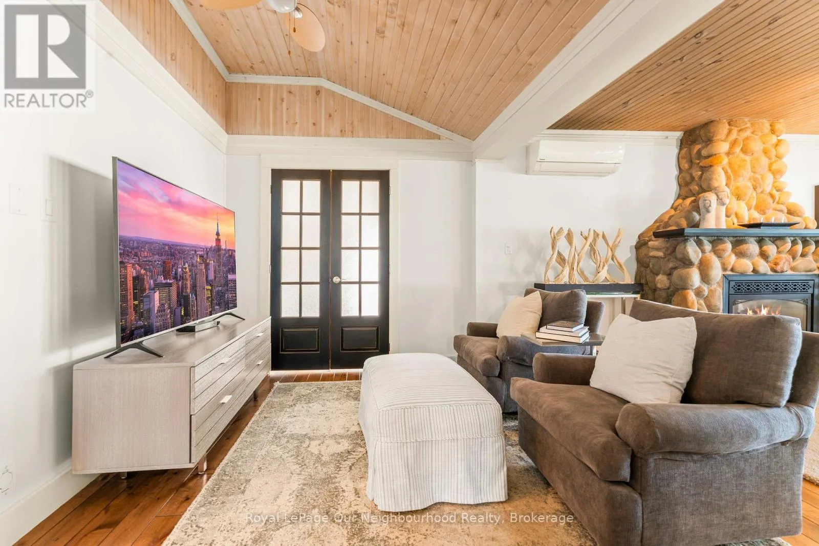 121 CEDAR CREST BEACH ROAD