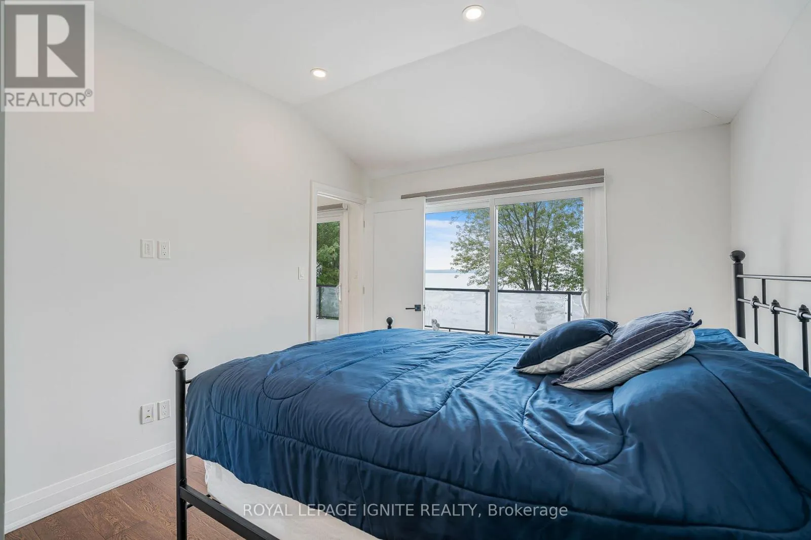46 WILLIAMS POINT ROAD