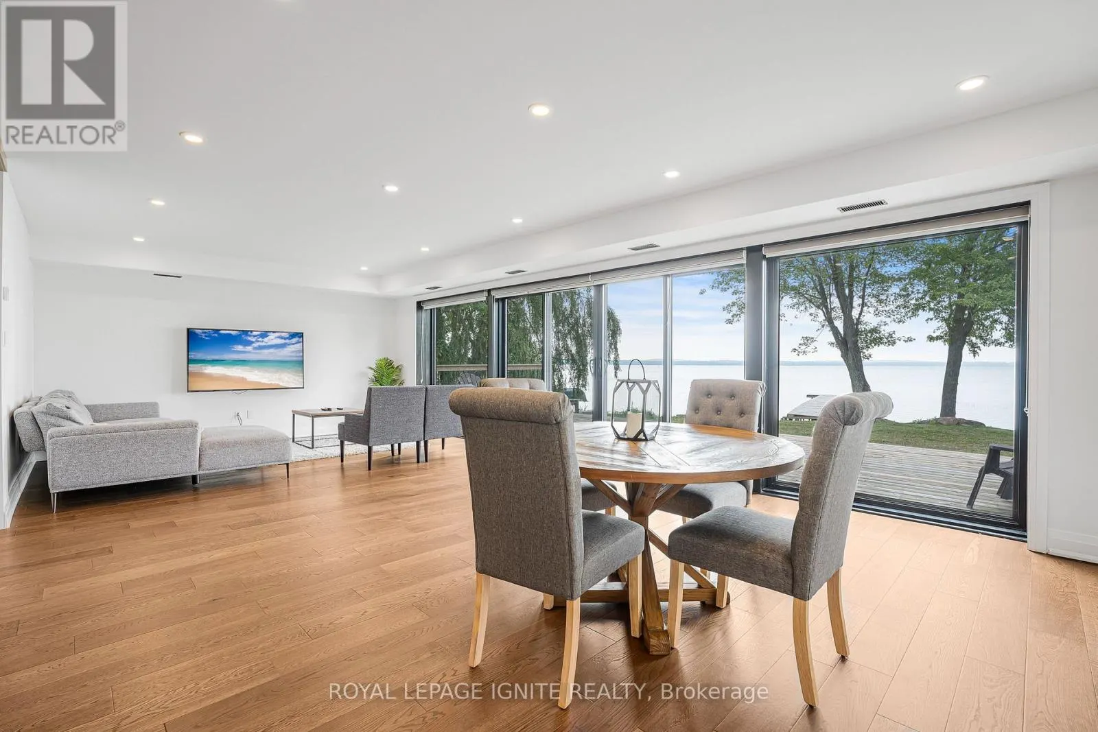 46 WILLIAMS POINT ROAD