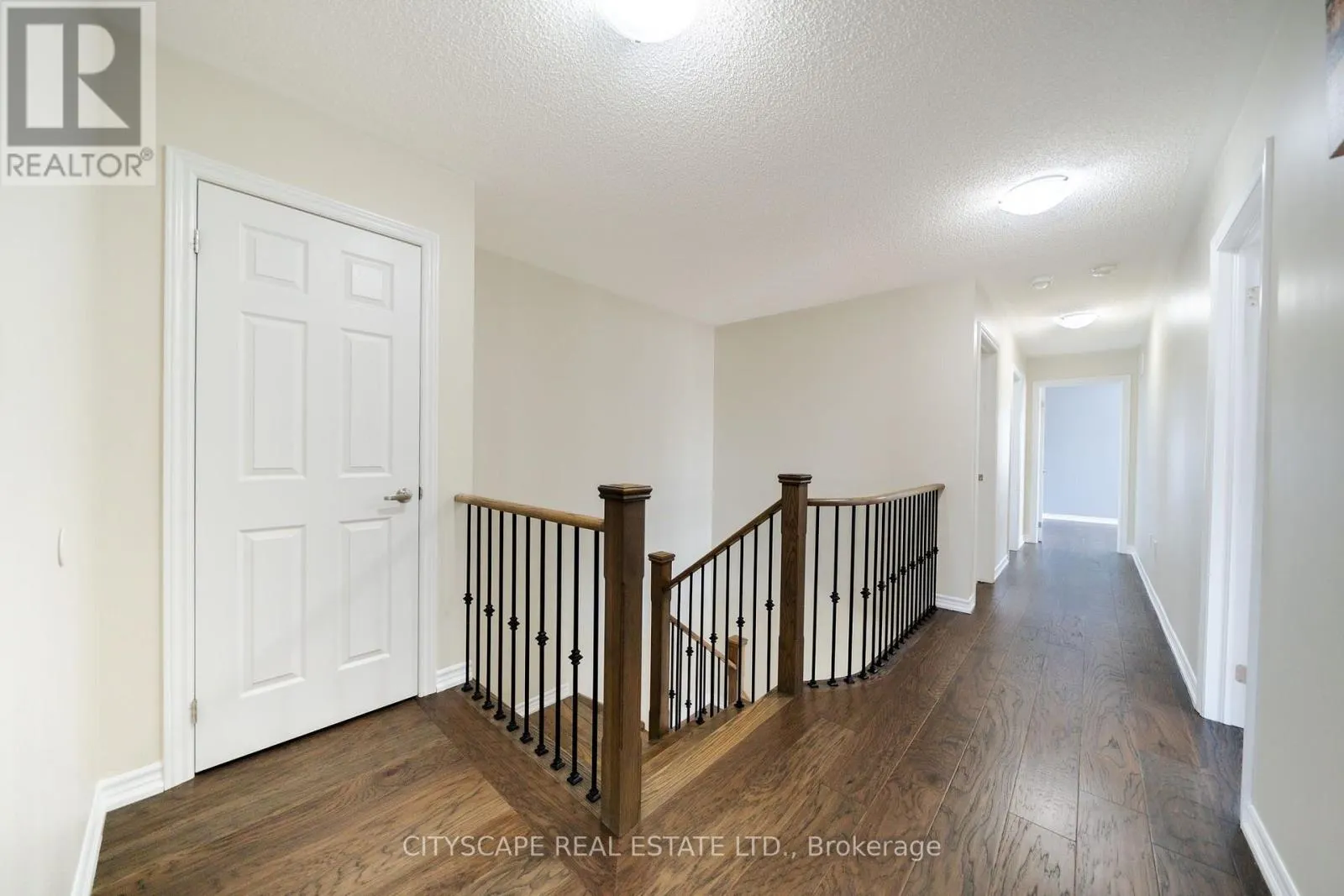 250 CROMBIE STREET