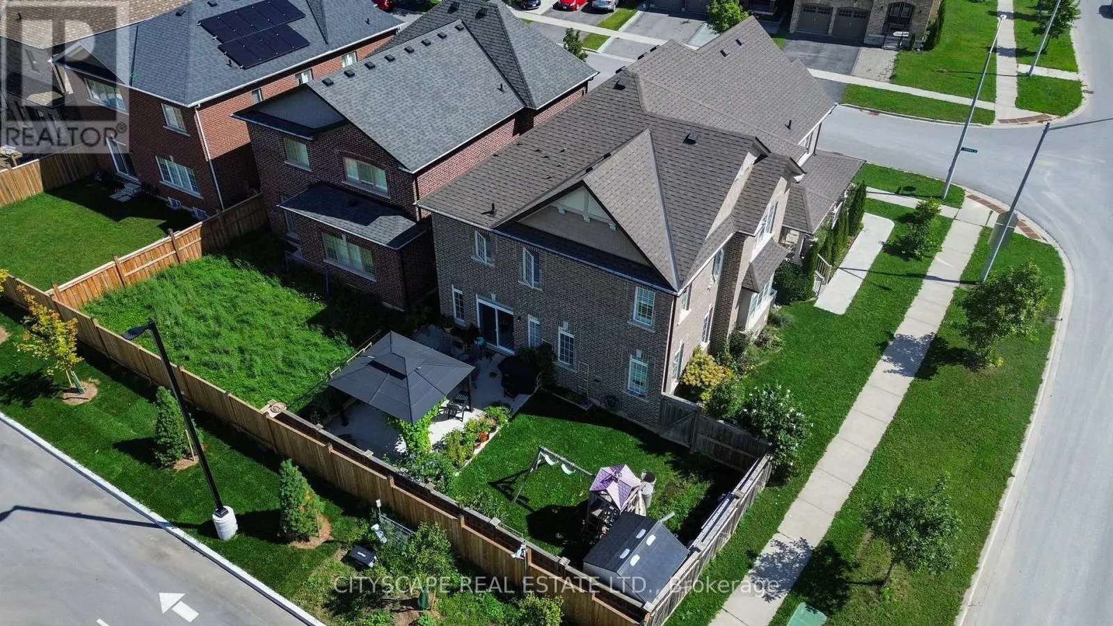 250 CROMBIE STREET