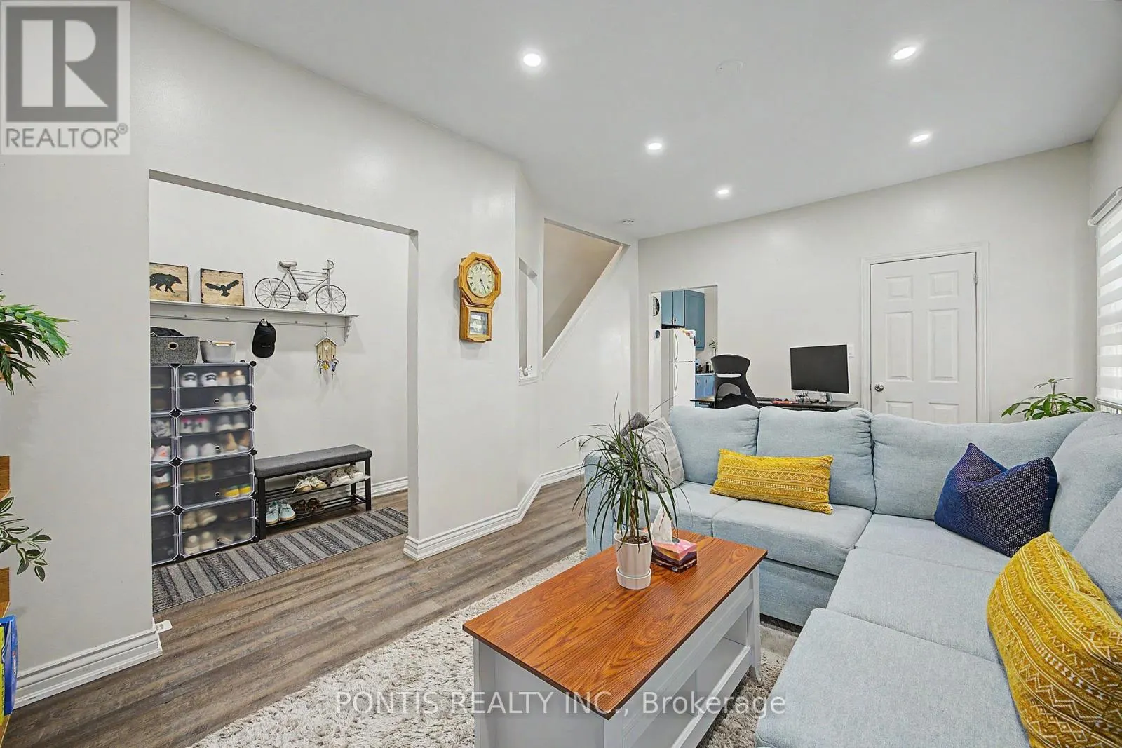 2 LIBERTY STREET S