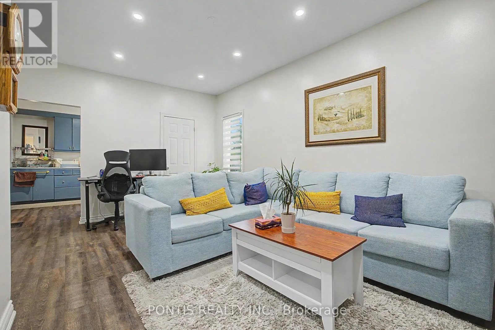 2 LIBERTY STREET S