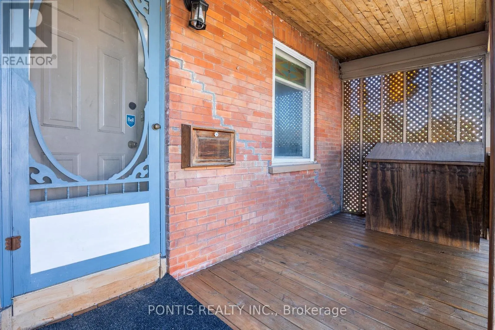 2 LIBERTY STREET S