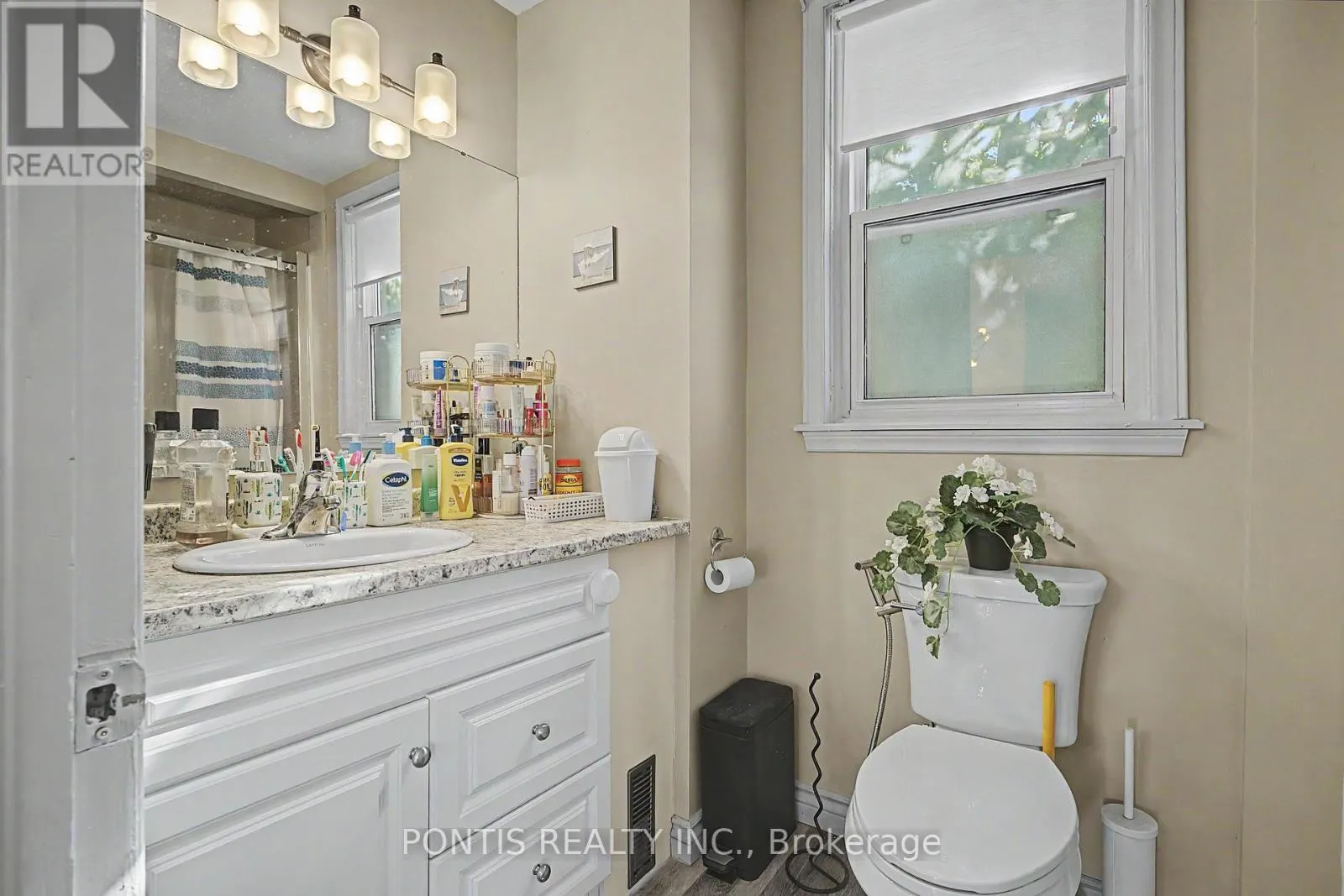 2 LIBERTY STREET S