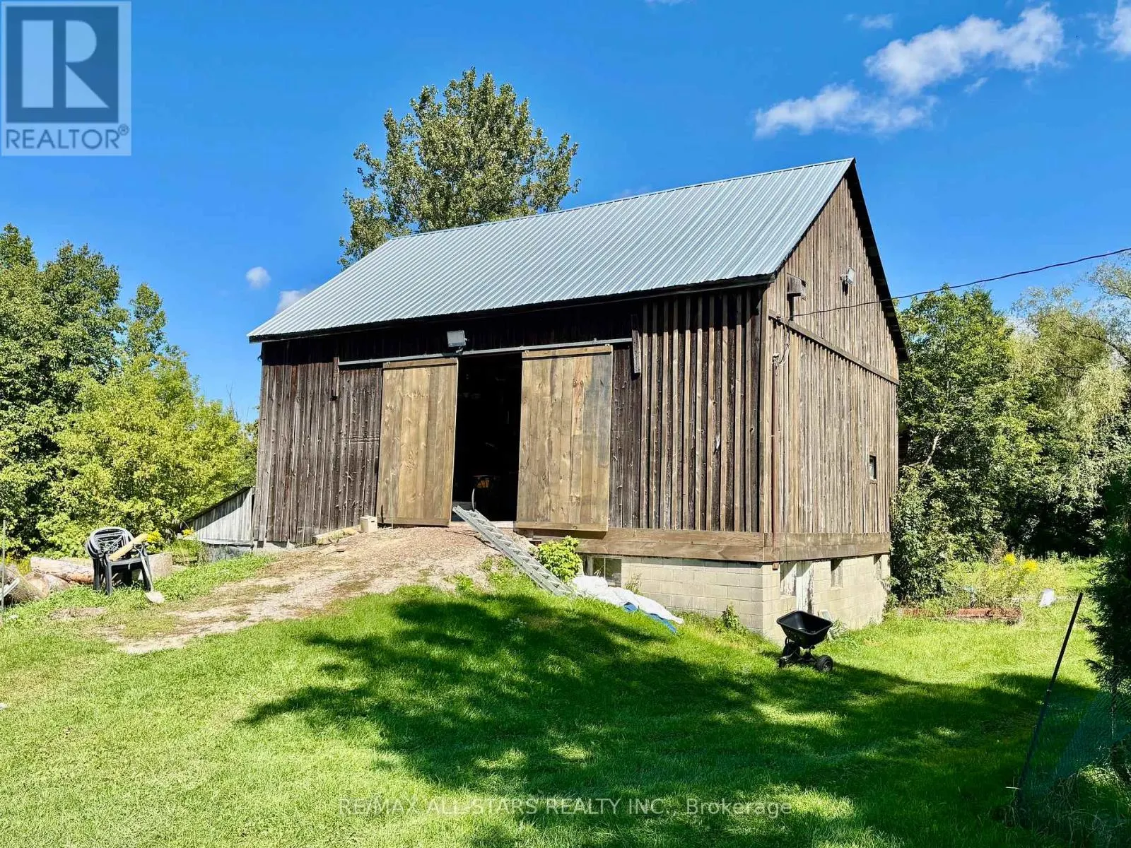 4331 MALCOLM ROAD
