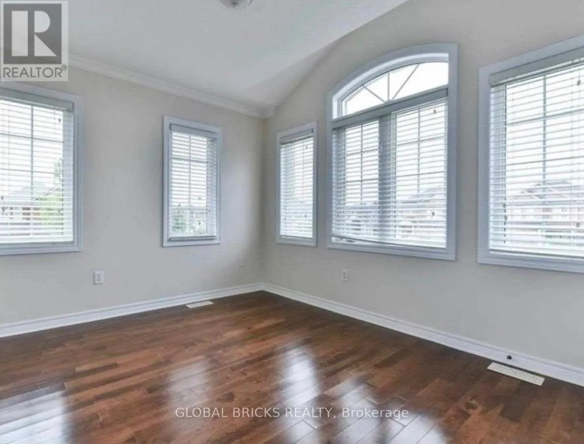 1 RAMPART CRESCENT