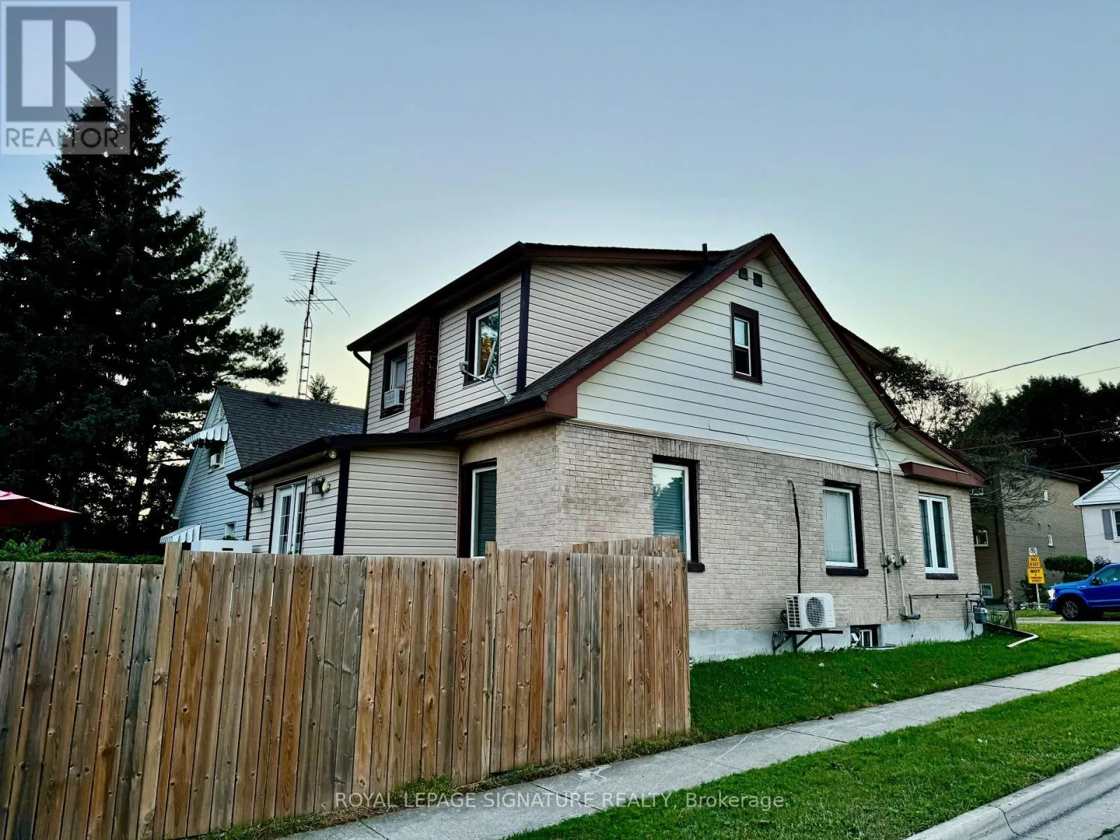 395 PINE AVENUE