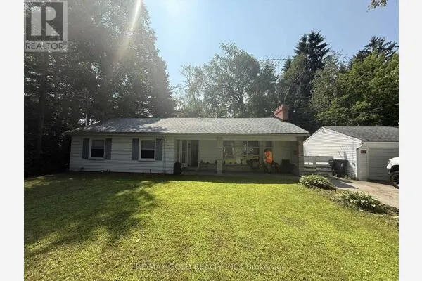 366 BEECHGROVE DRIVE
