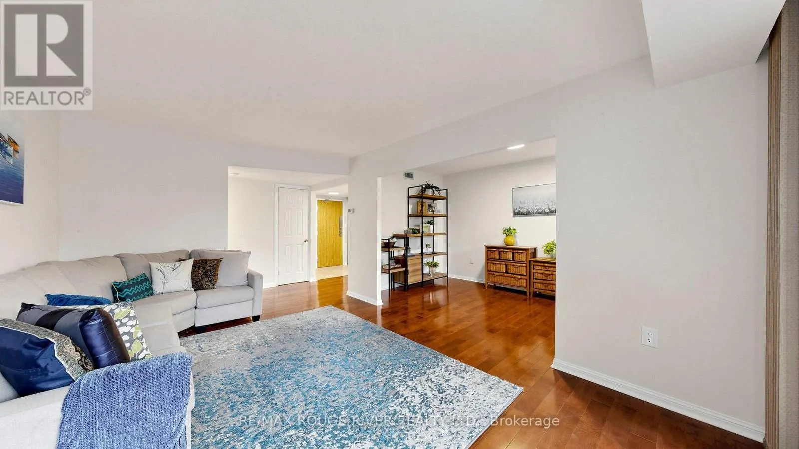 206 - 757 VICTORIA PARK AVENUE