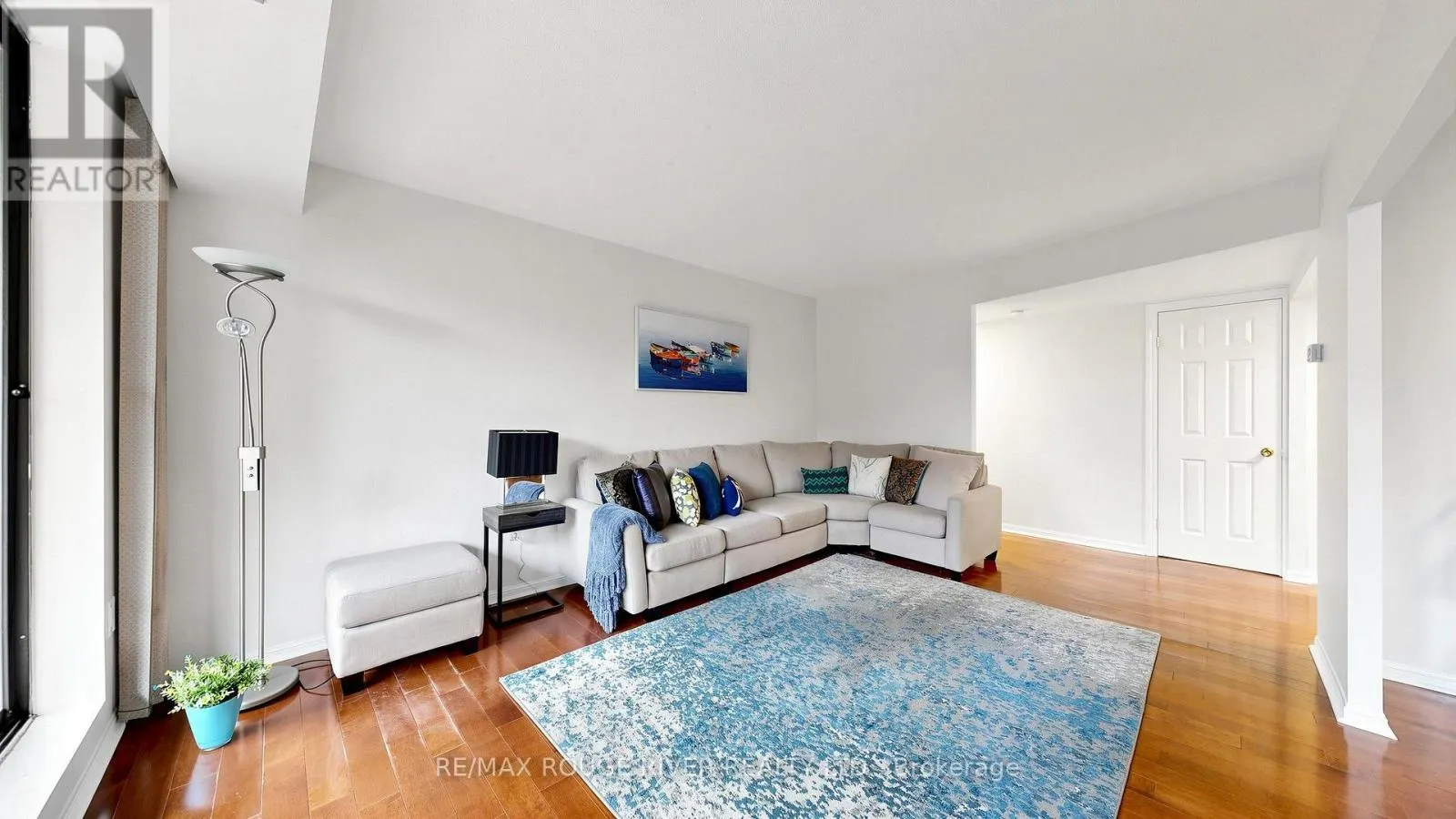 206 - 757 VICTORIA PARK AVENUE