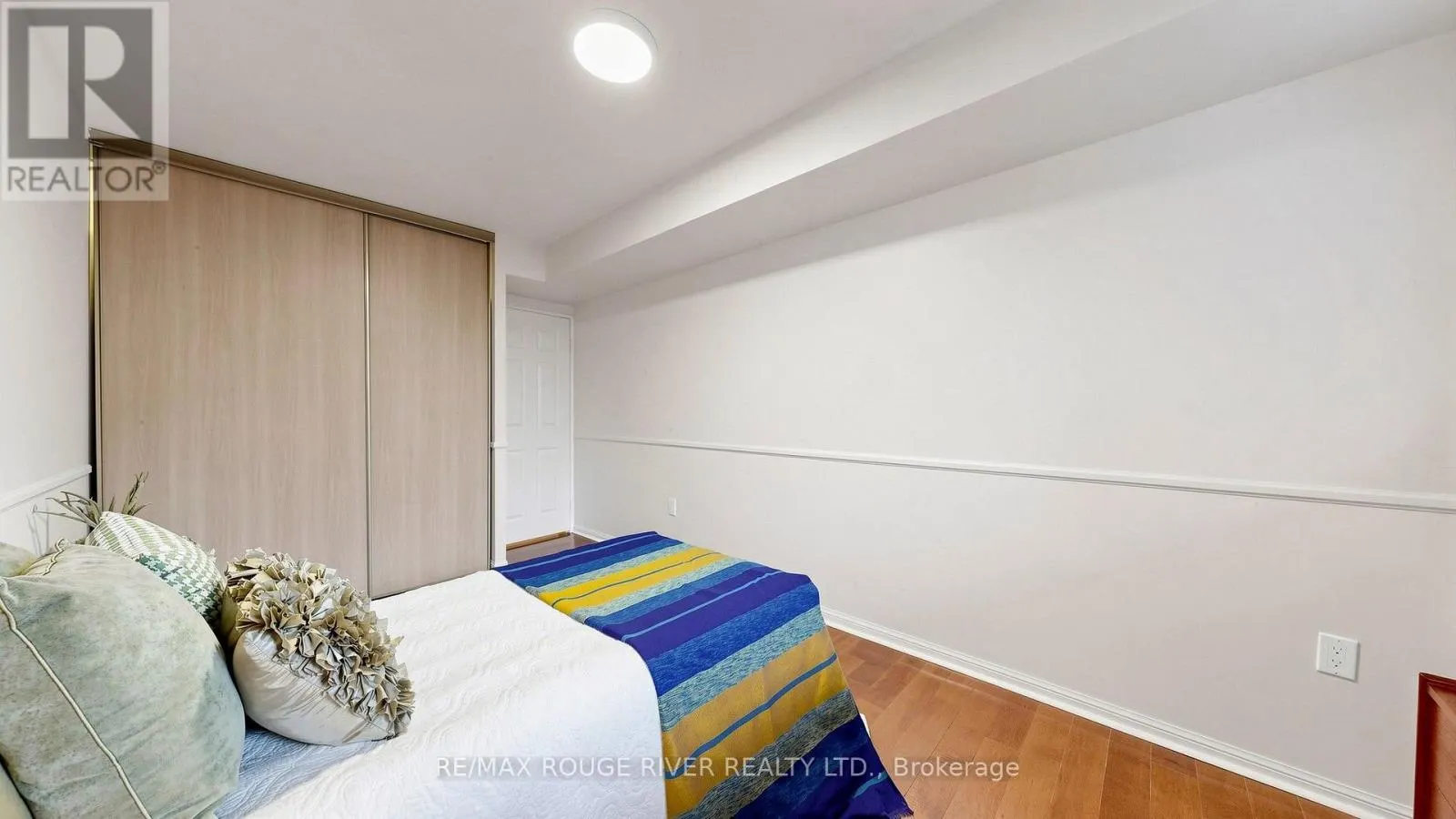 206 - 757 VICTORIA PARK AVENUE