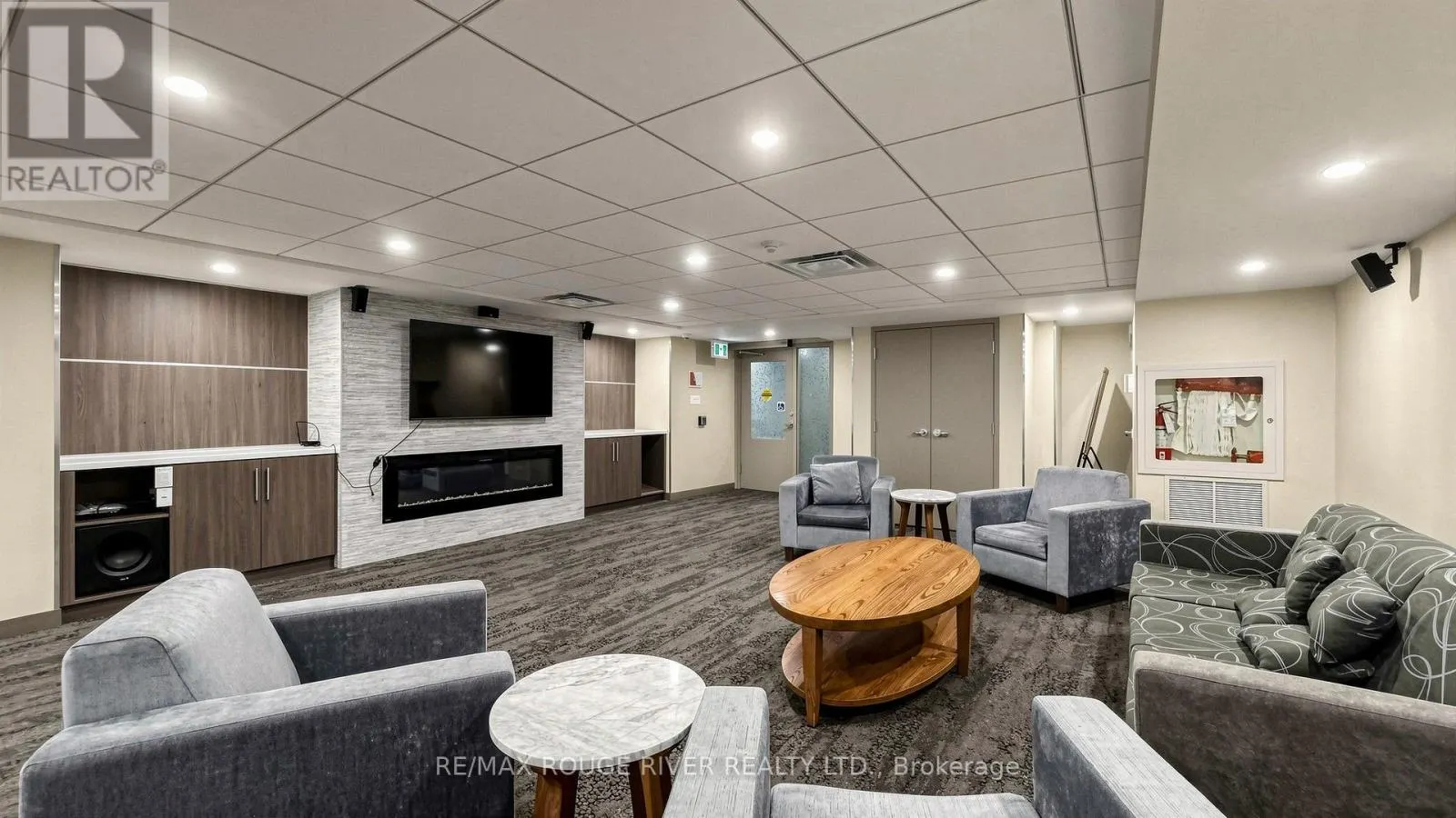 206 - 757 VICTORIA PARK AVENUE