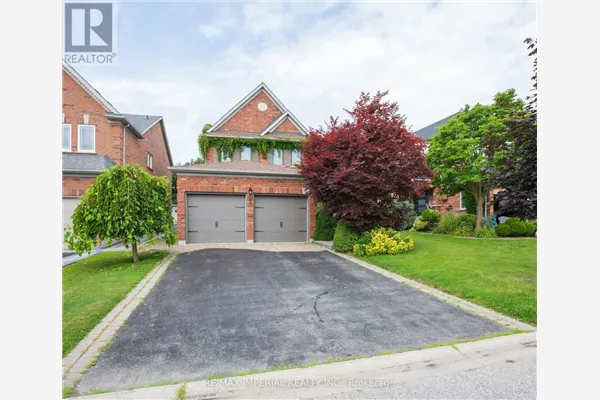 18 WINDBREAK CRESCENT
