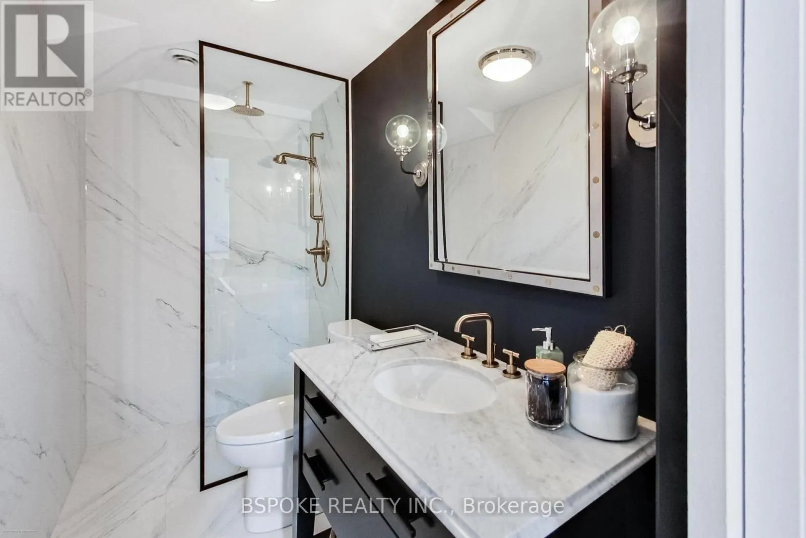 578 KINGSTON ROAD W