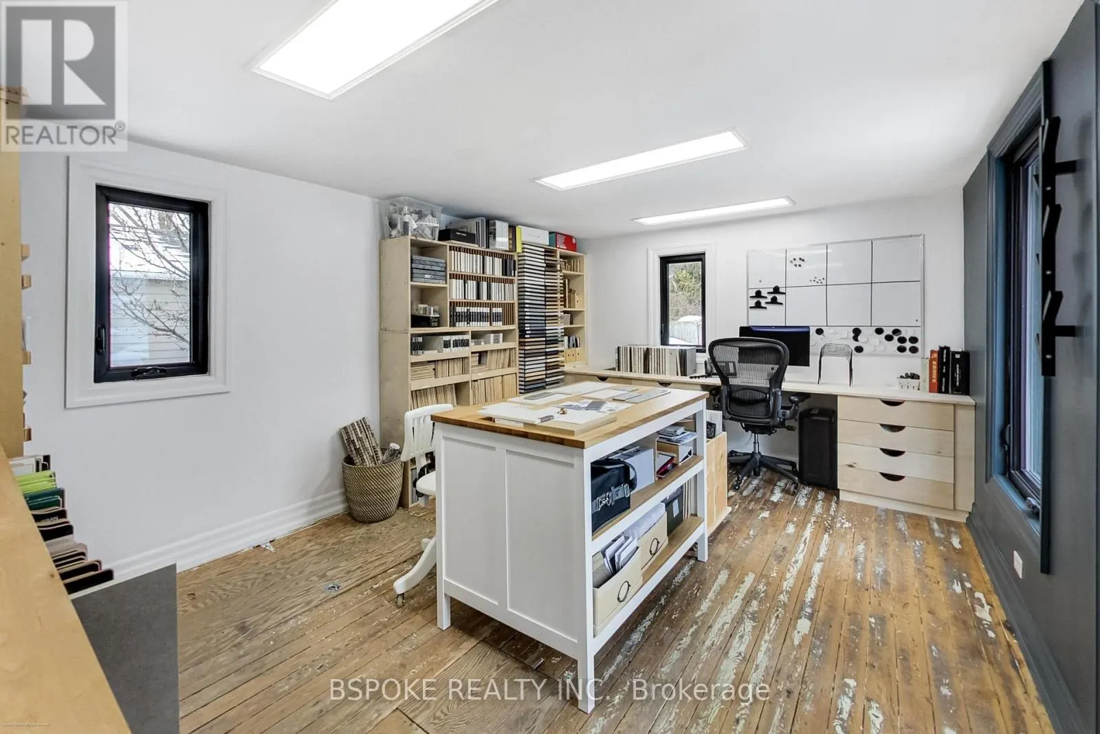 578 KINGSTON ROAD W