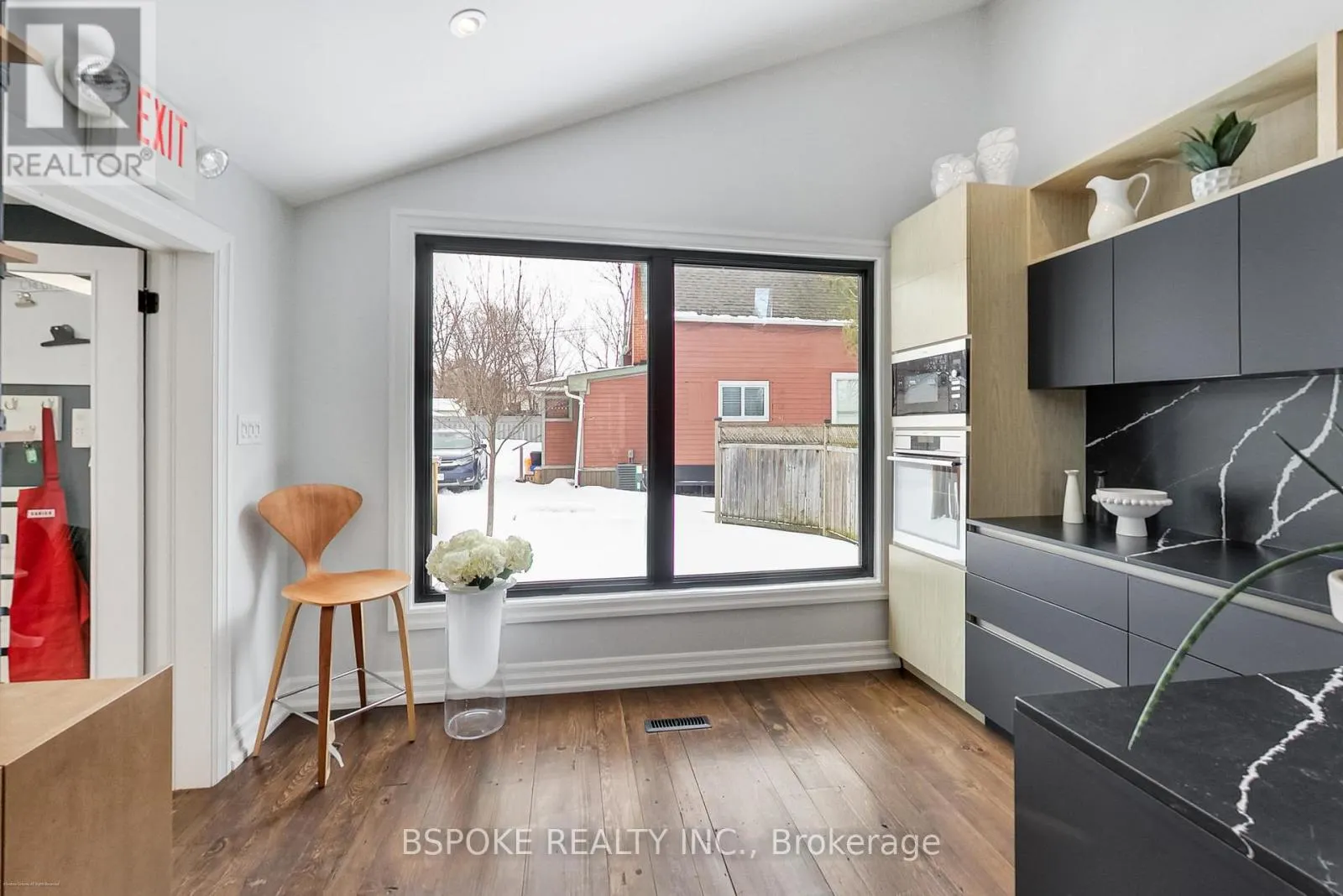 578 KINGSTON ROAD W