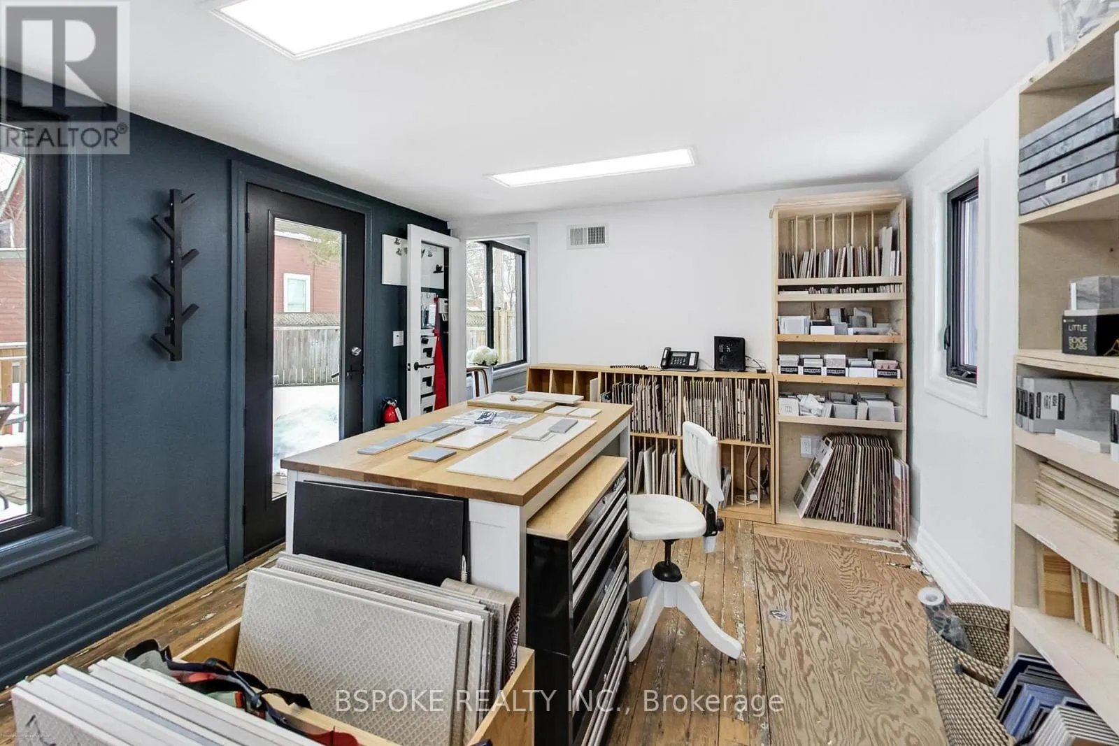 578 KINGSTON ROAD W