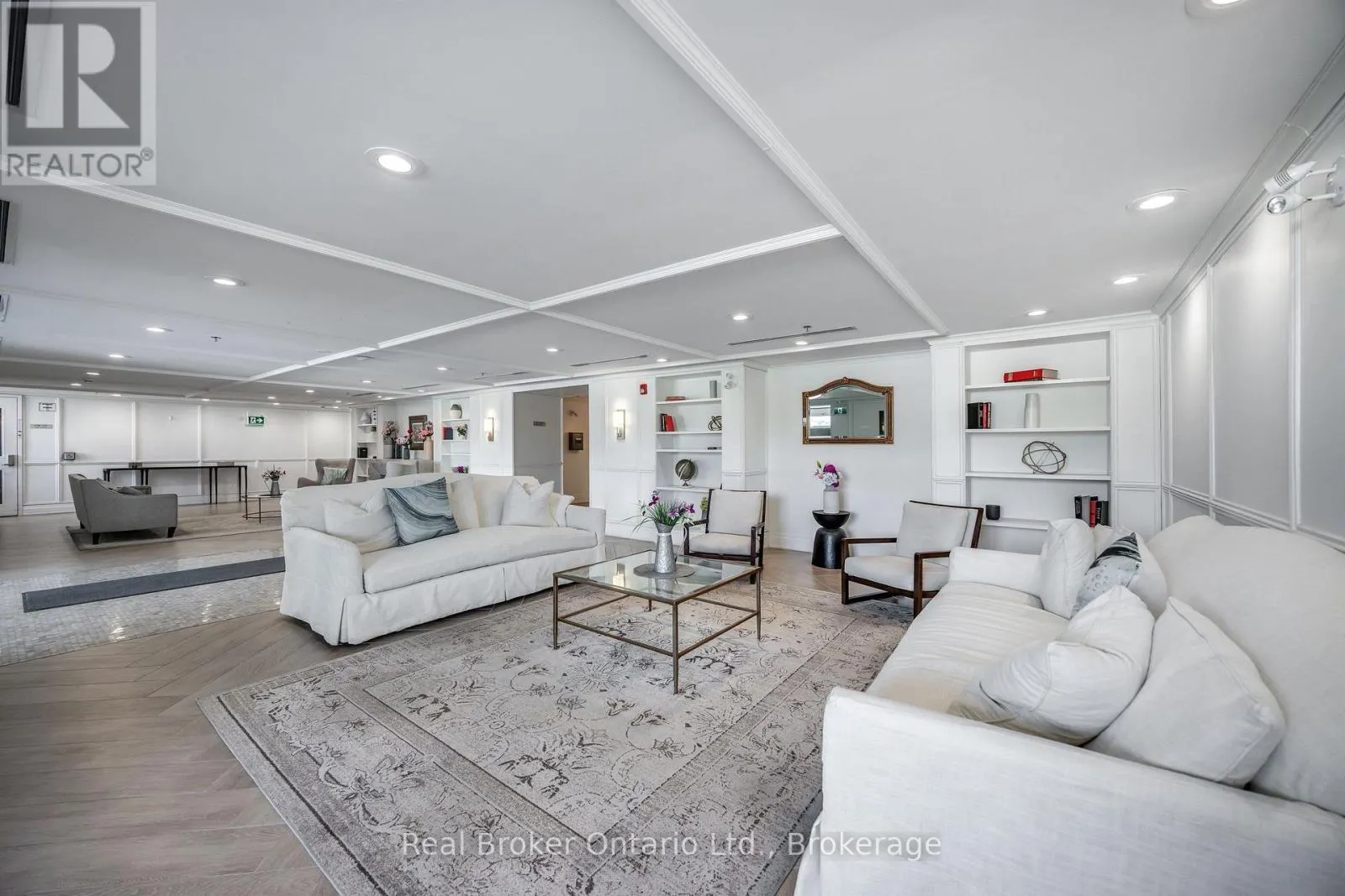 216 - 21 BROOKHOUSE DRIVE #216