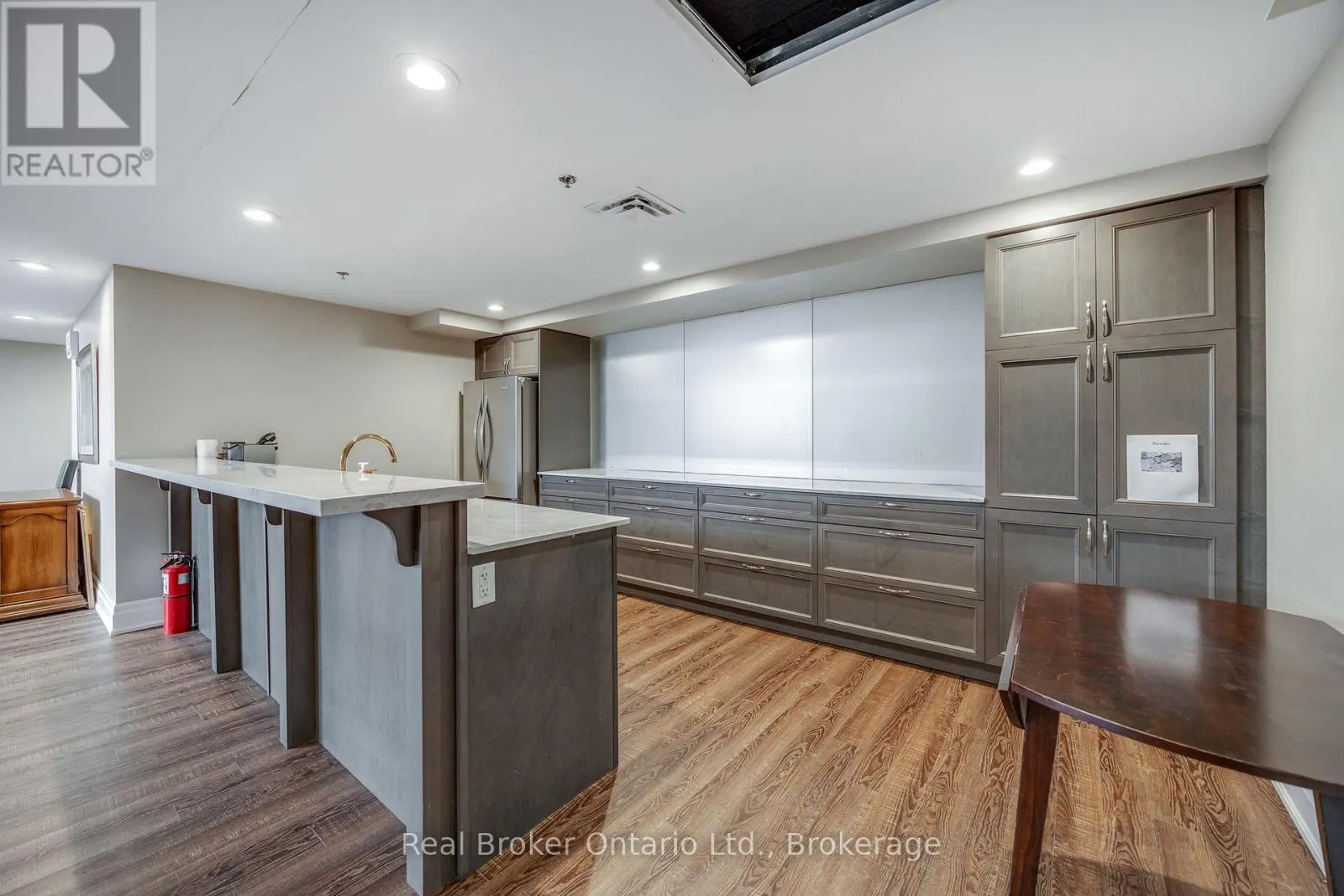216 - 21 BROOKHOUSE DRIVE #216