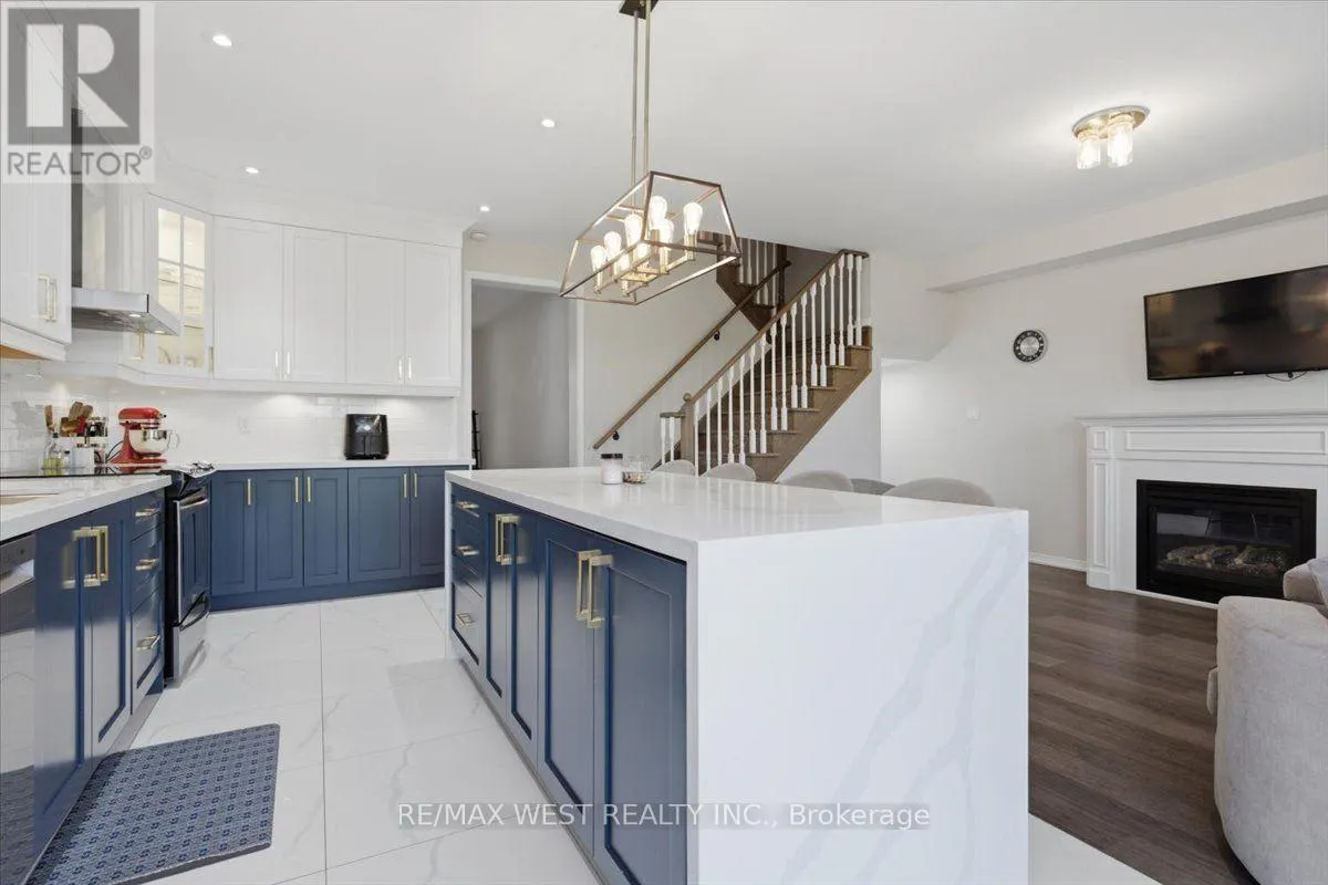 29 STOCKELL CRESCENT